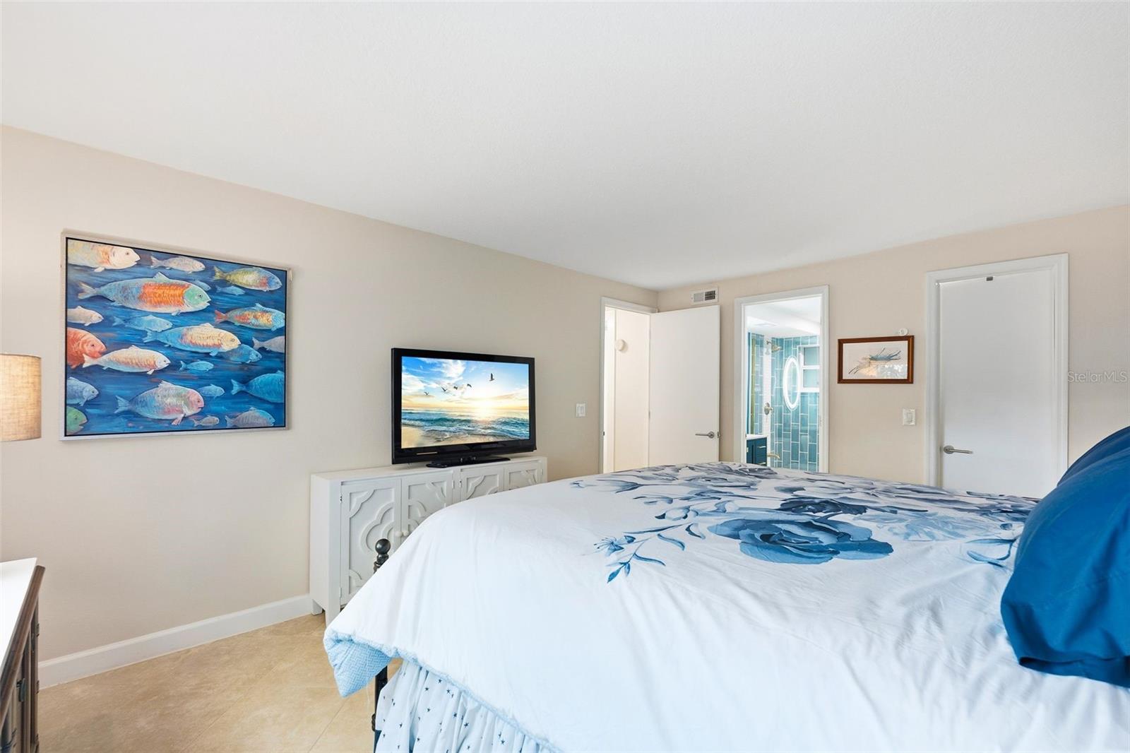 800 BENJAMIN FRANKLIN DR #110, SARASOTA, FL, 34236