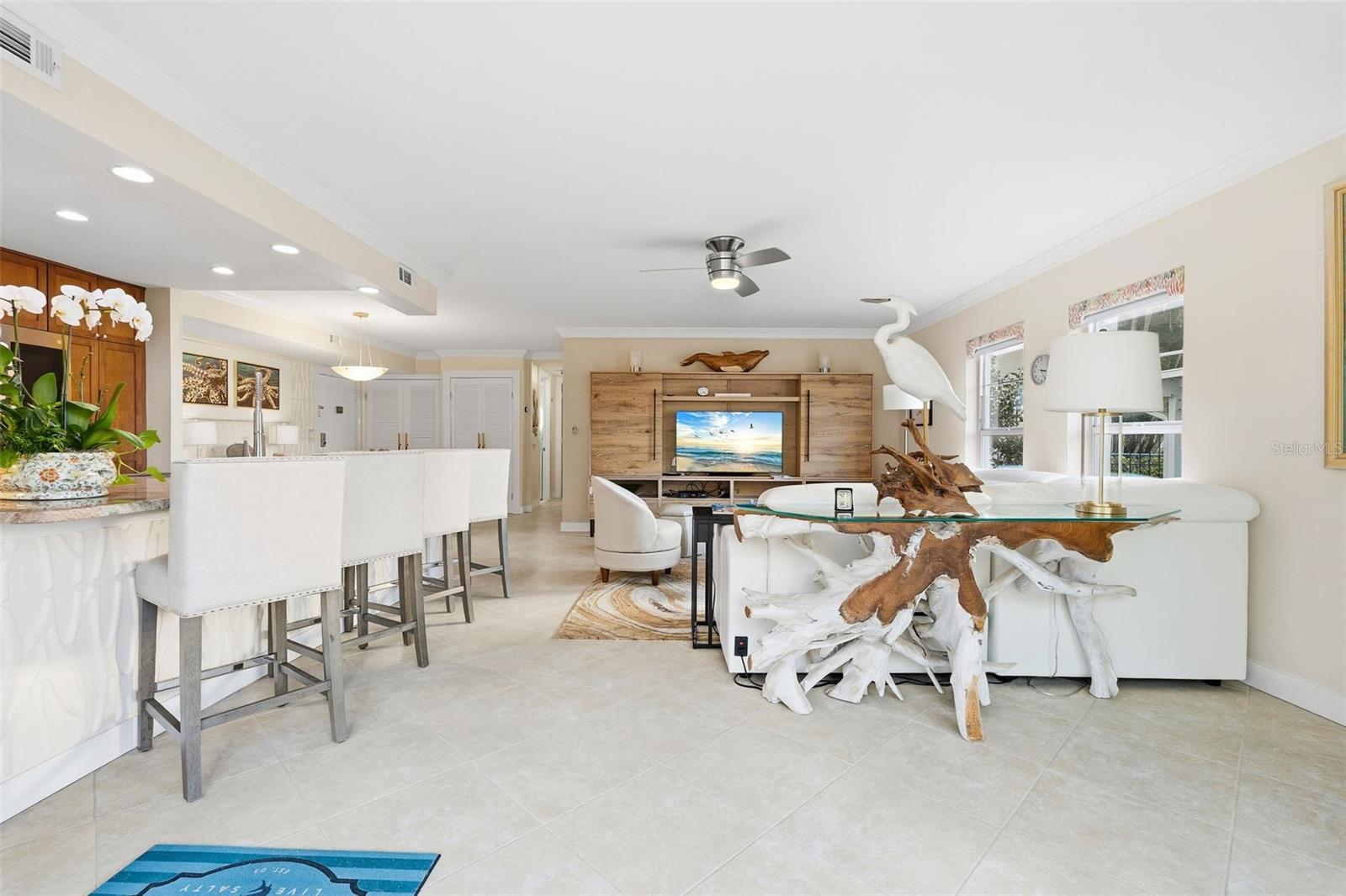 800 BENJAMIN FRANKLIN DR #110, SARASOTA, FL, 34236