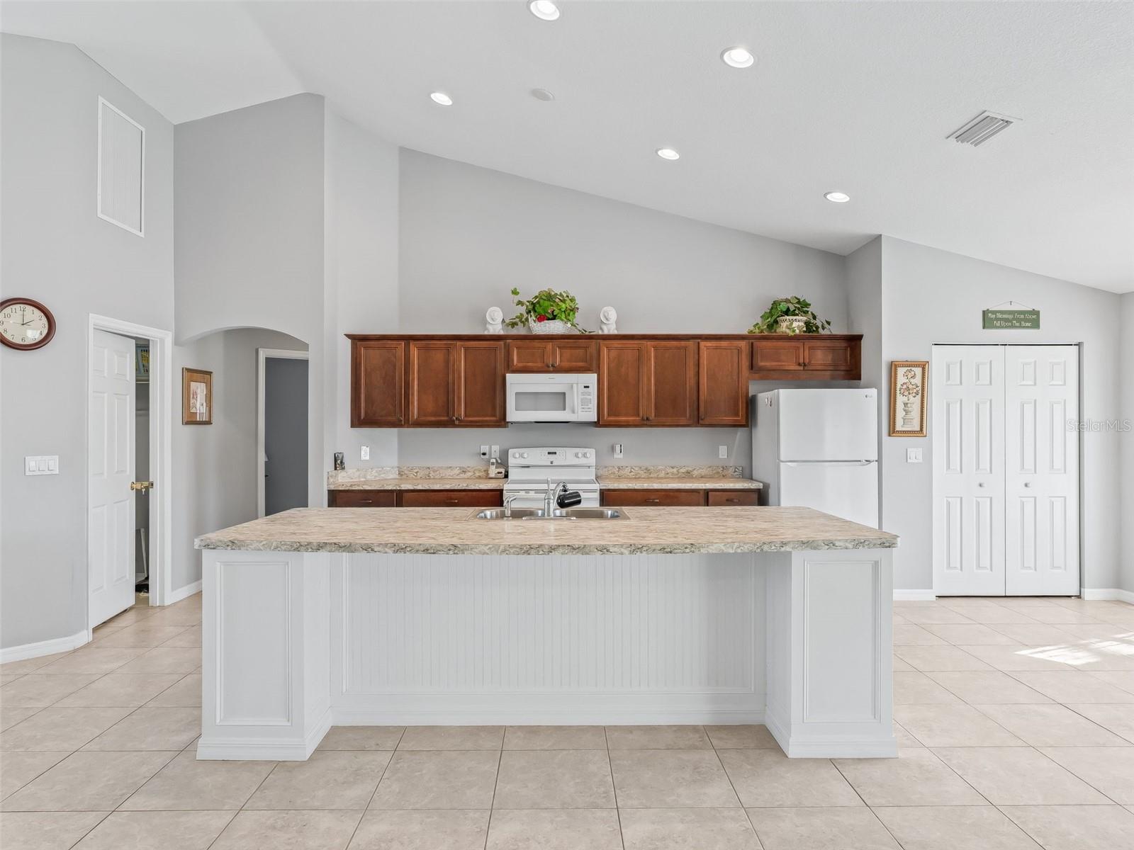 1907 NW 85TH LOOP, OCALA, FL, 34475