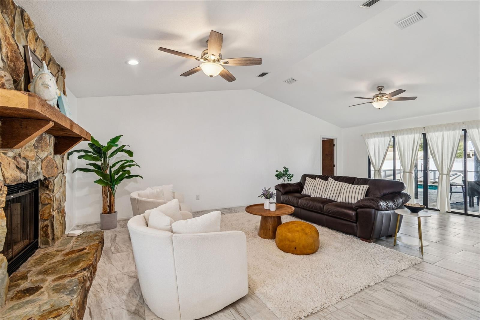 14301 86TH AVE, SEMINOLE, FL, 33776