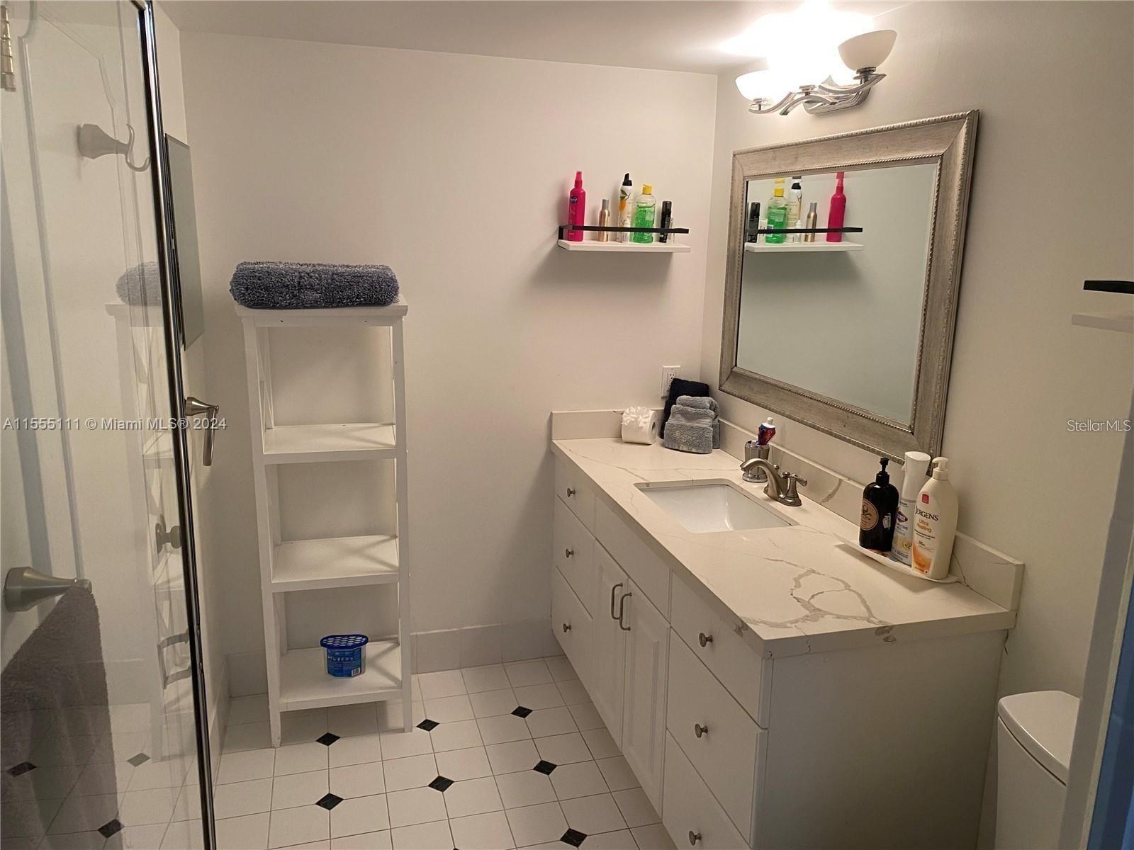 2205 S CYPRESS BEND DR, #302 #2205, POMPANO BEACH, FL, 33069