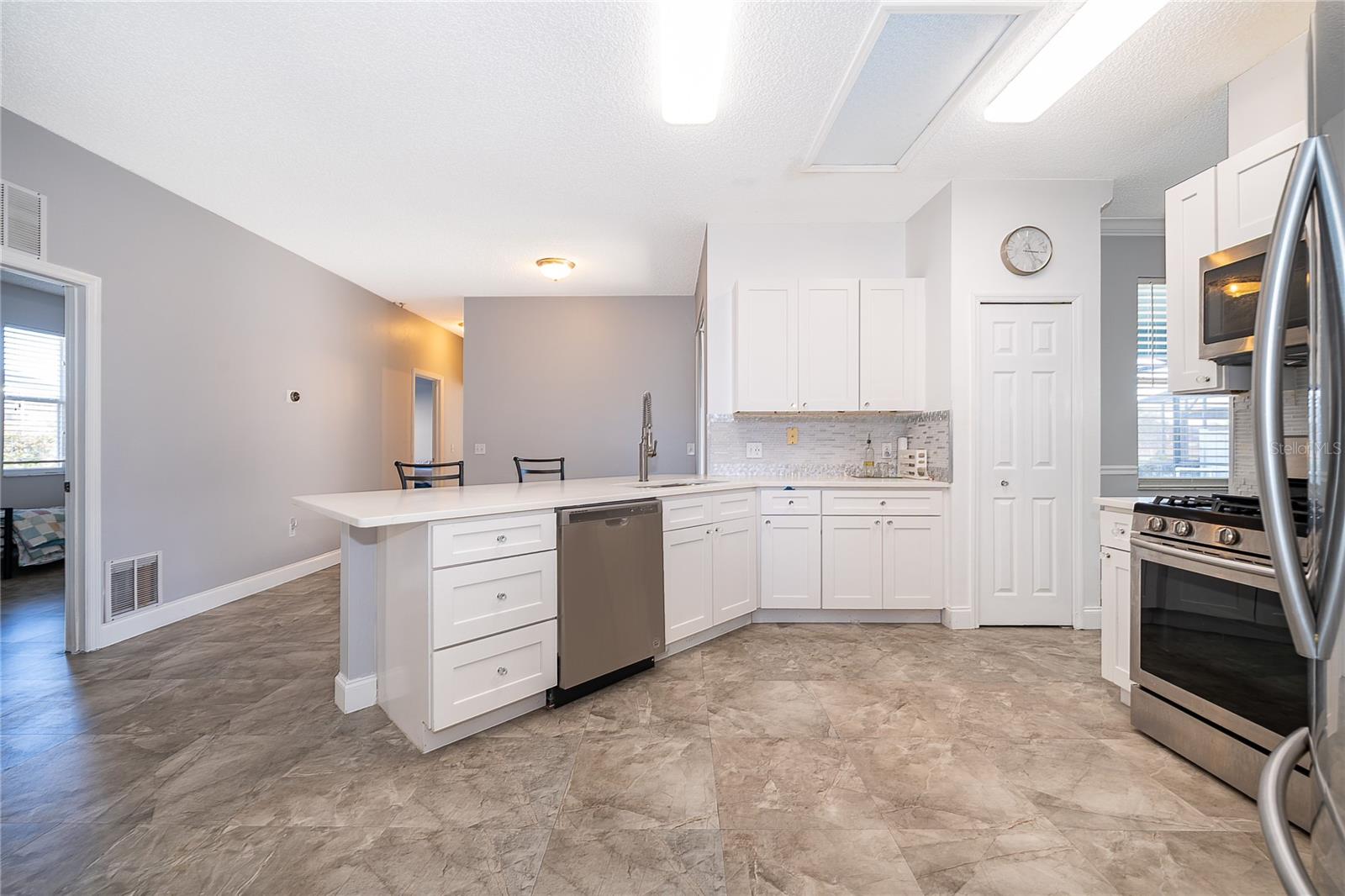 5323 CORAL VINE LN, KISSIMMEE, FL, 34758