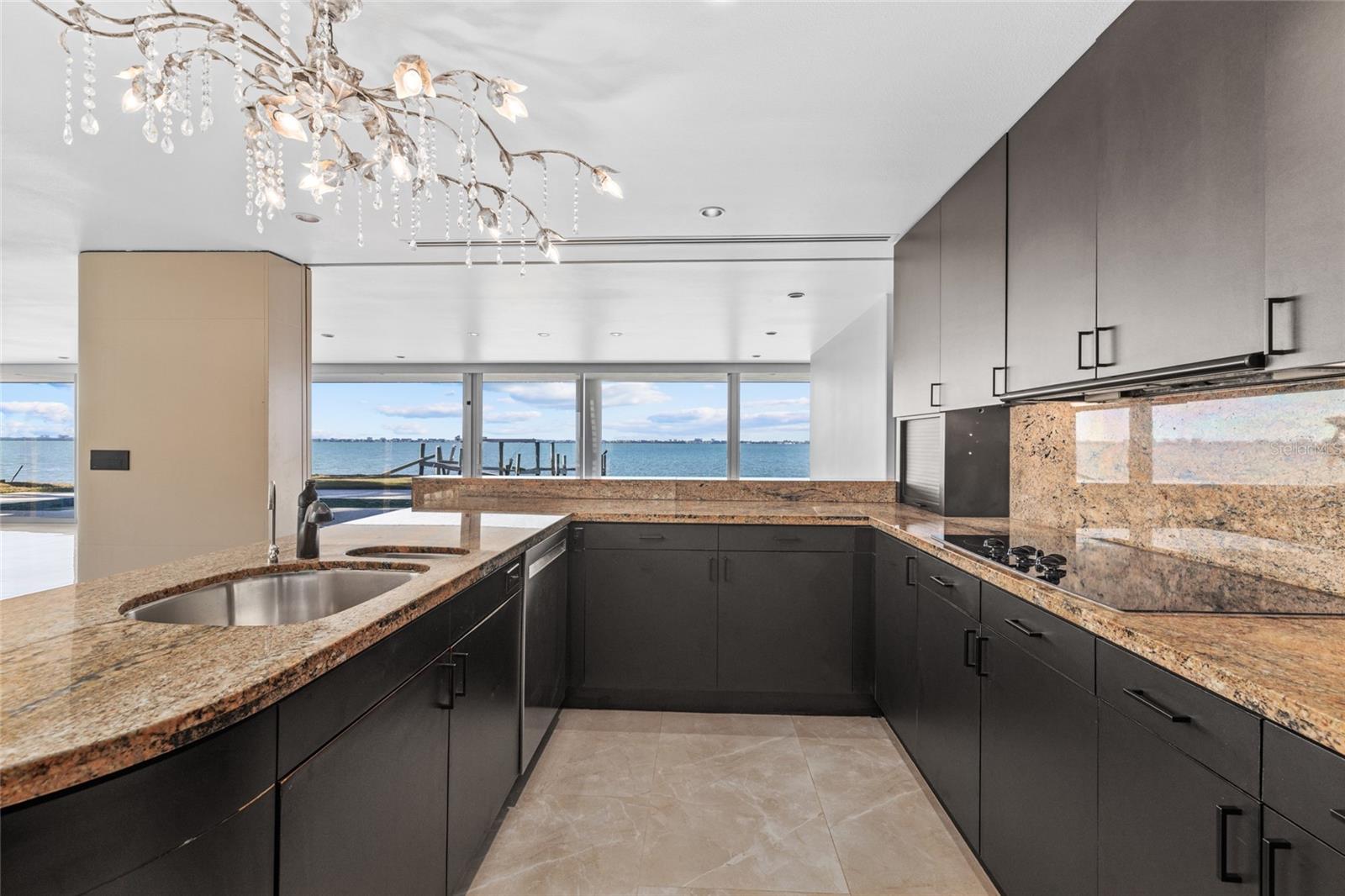 A4680700 Property Photo