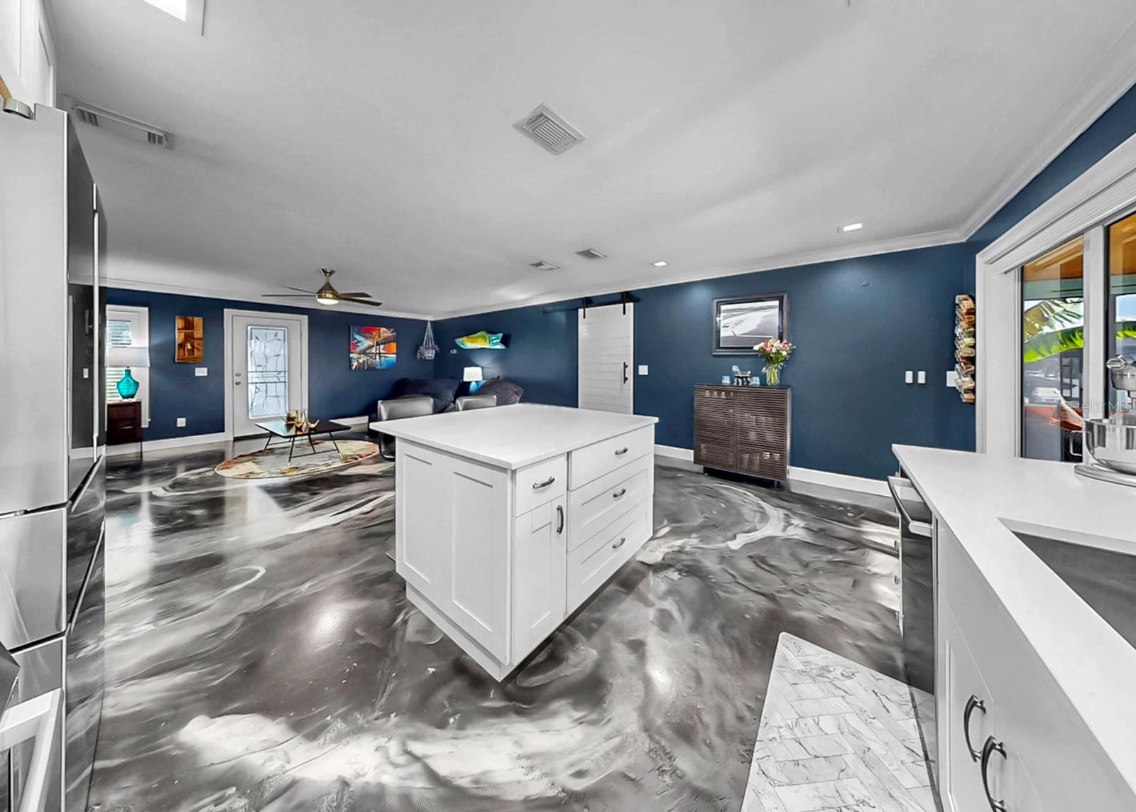 1016 SPINDLE PALM WAY, APOLLO BEACH, FL, 33572