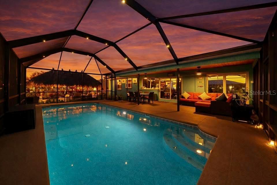 1016 SPINDLE PALM WAY, APOLLO BEACH, FL, 33572