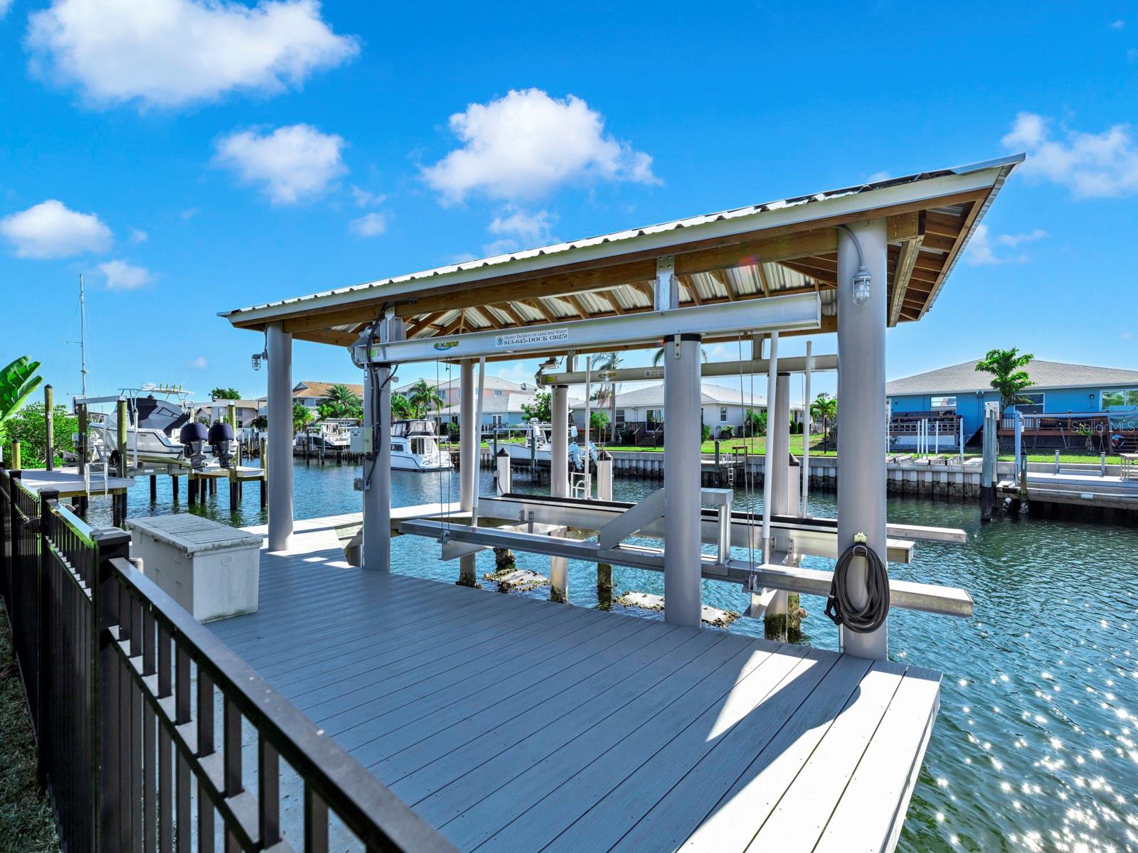 1016 SPINDLE PALM WAY, APOLLO BEACH, FL, 33572