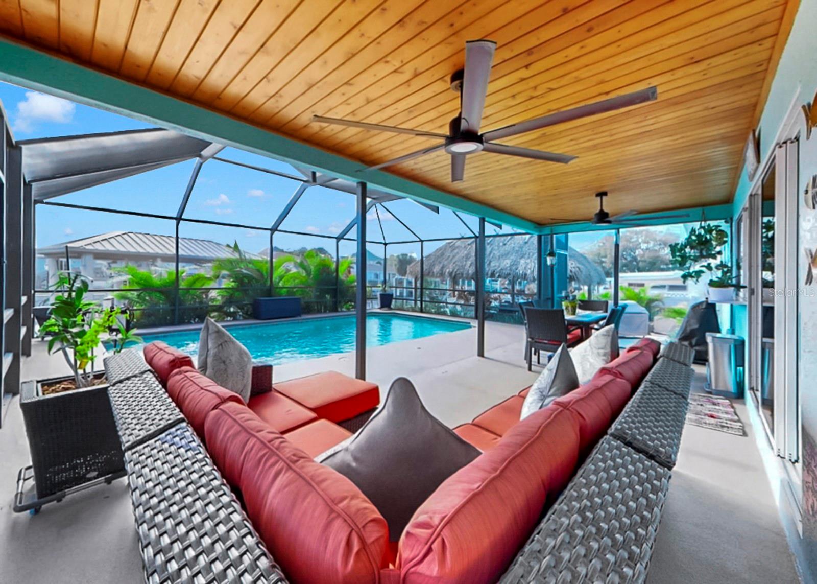 1016 SPINDLE PALM WAY, APOLLO BEACH, FL, 33572