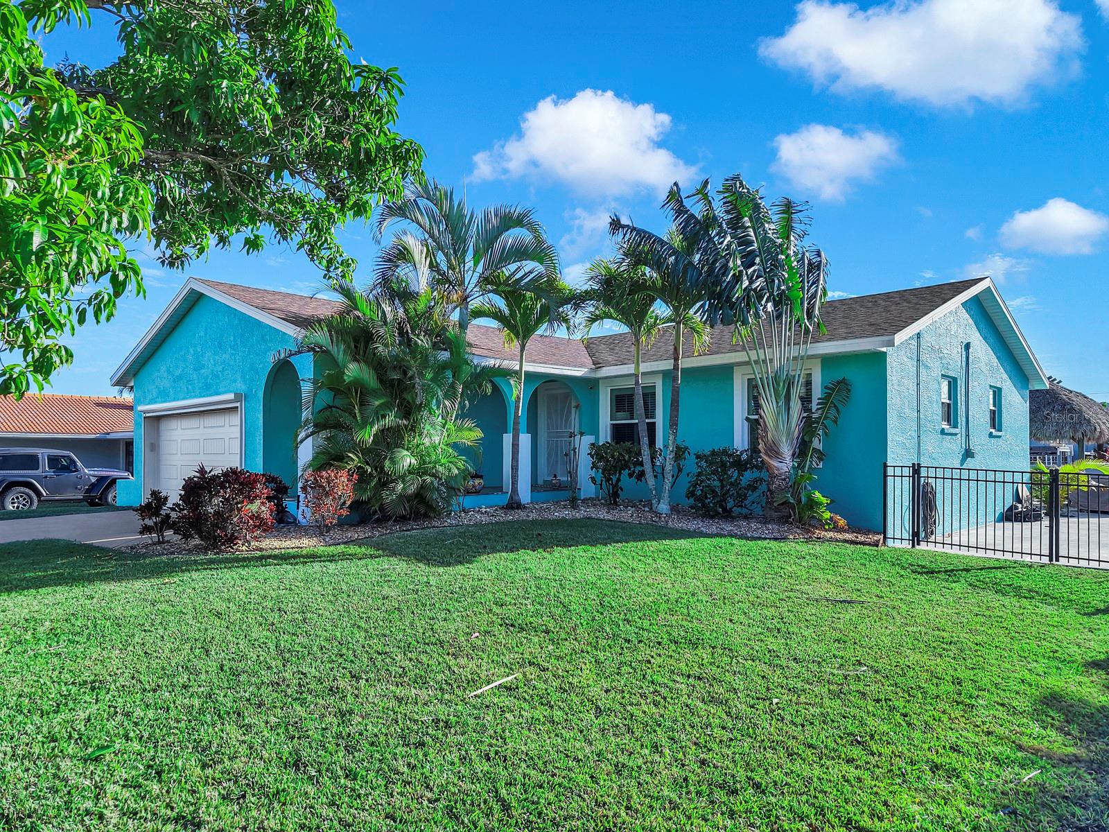 1016 SPINDLE PALM WAY, APOLLO BEACH, FL, 33572