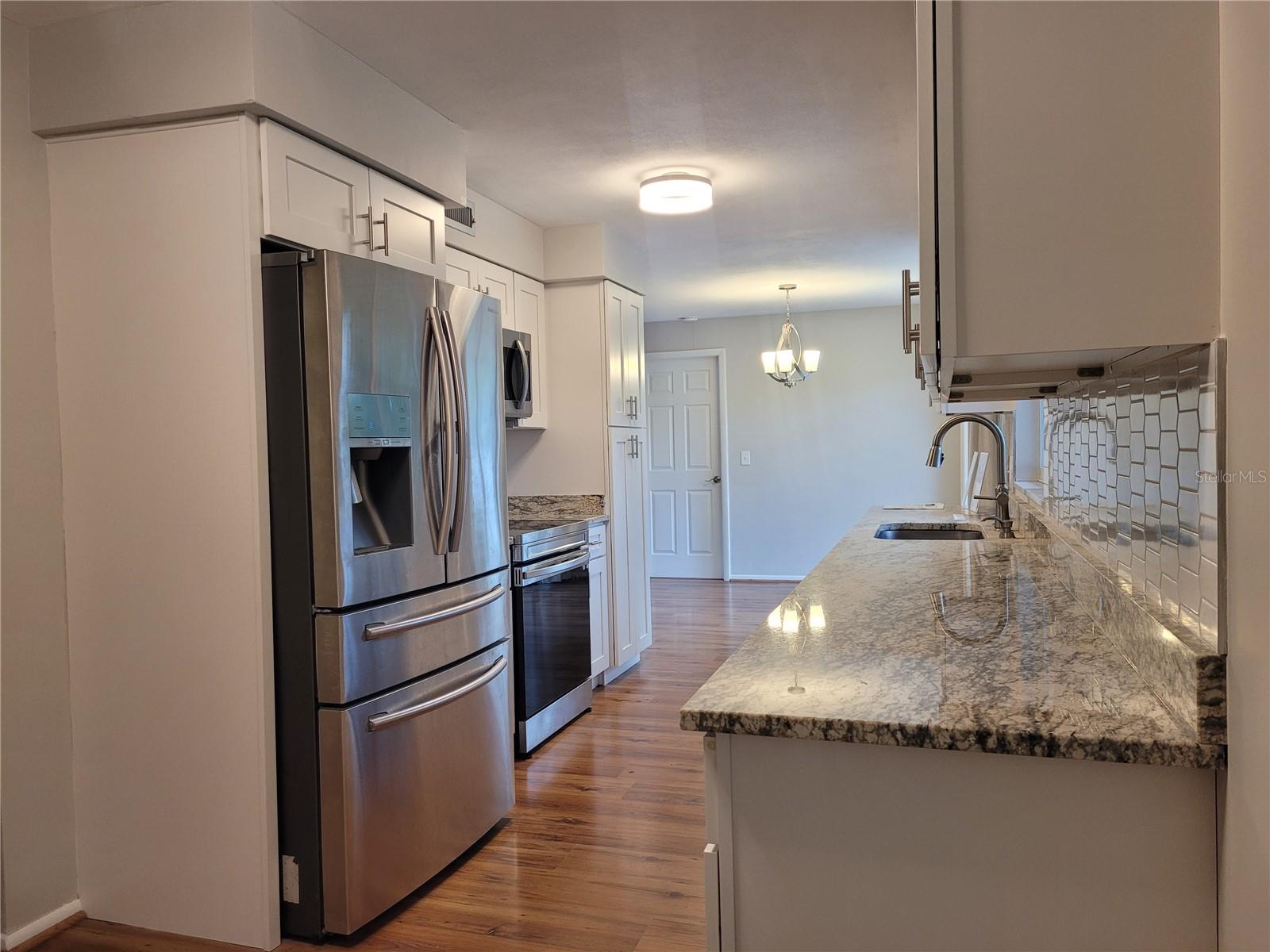 13705 JAMAICA DR, SEMINOLE, FL, 33776