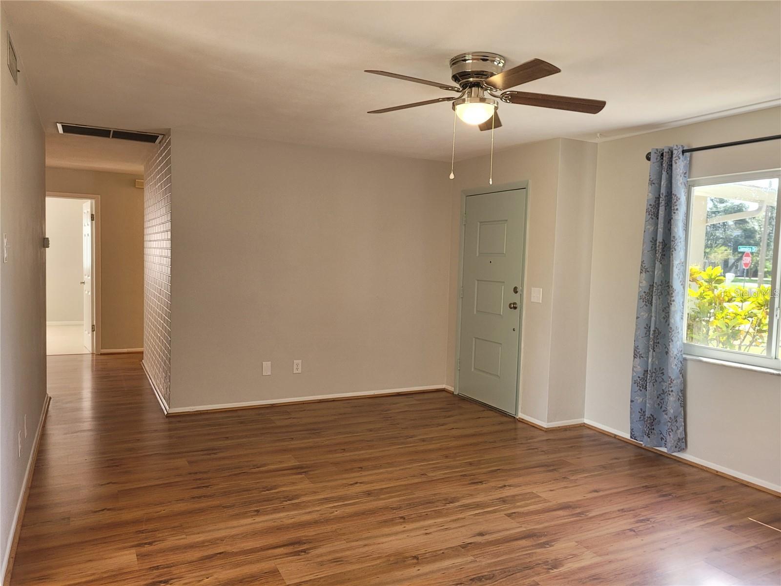 13705 JAMAICA DR, SEMINOLE, FL, 33776