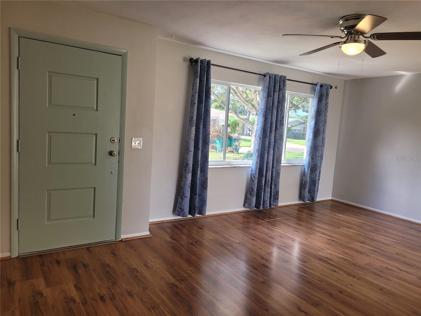 13705 JAMAICA DR, SEMINOLE, FL, 33776