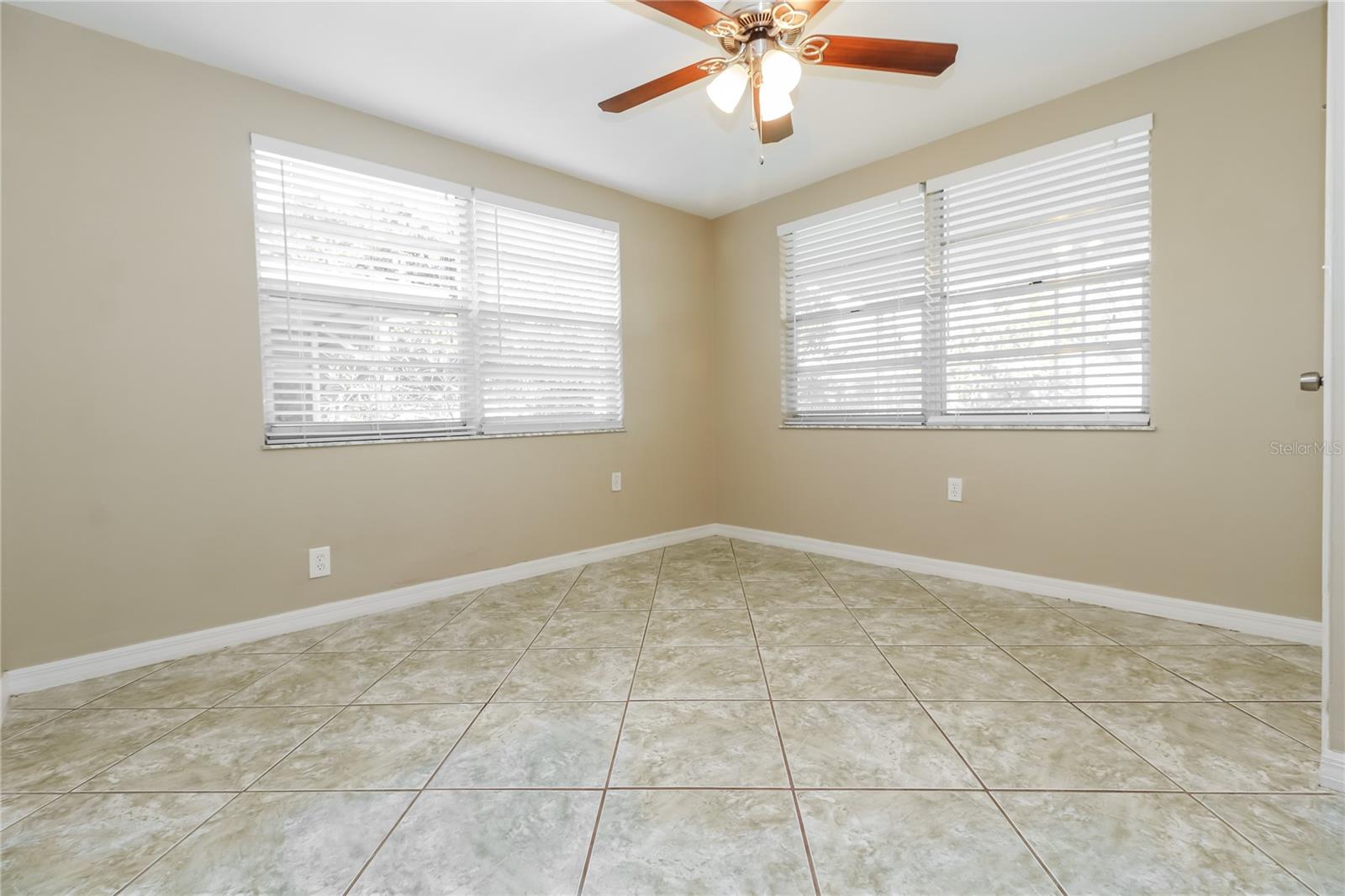 1434 WEYFORD LN, HOLIDAY, FL, 34691