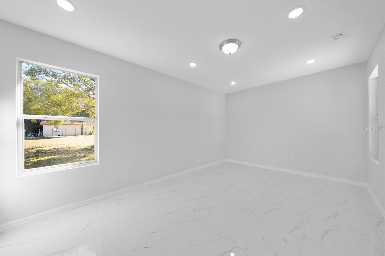 1427 JOHNSON ST, EUSTIS, FL, 32726