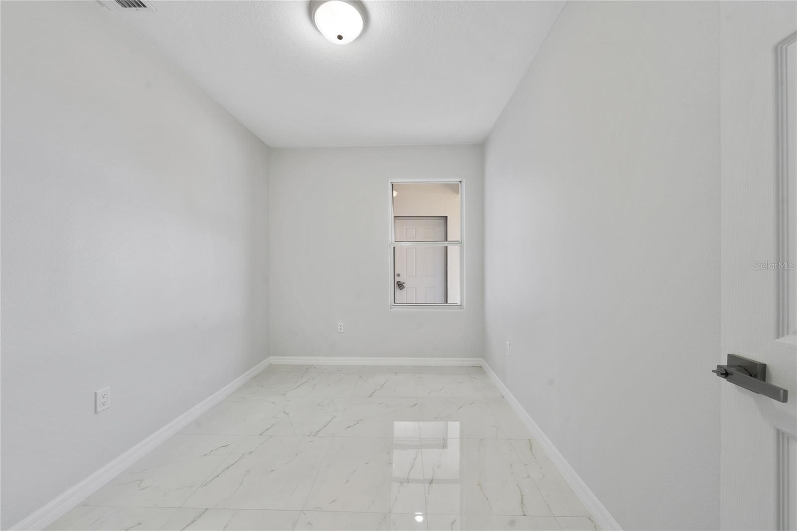 1427 JOHNSON ST, EUSTIS, FL, 32726