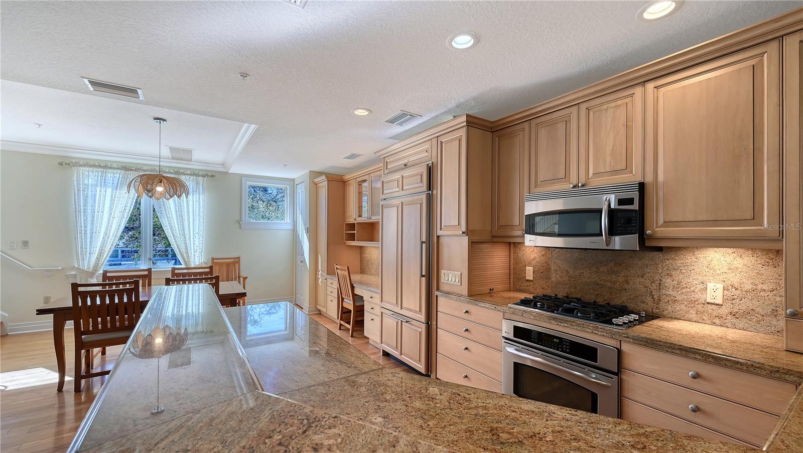 235 COCOANUT AVE #117C, SARASOTA, FL, 34236