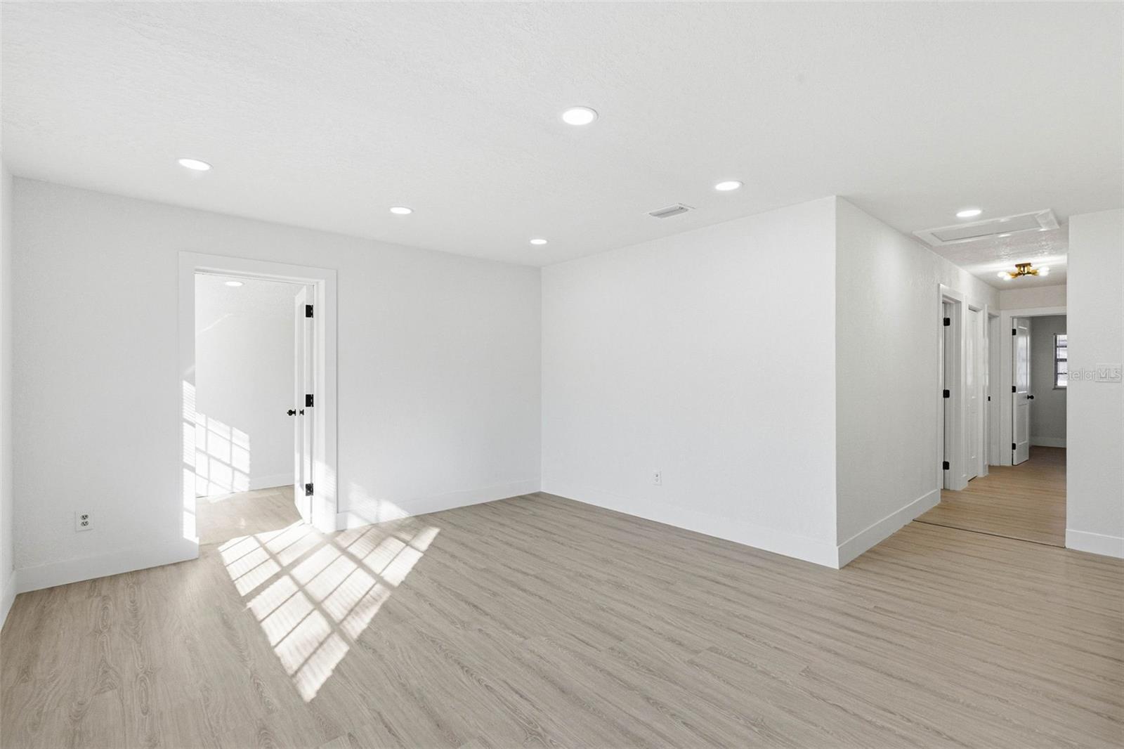 3416 E JEAN ST, TAMPA, FL, 33610