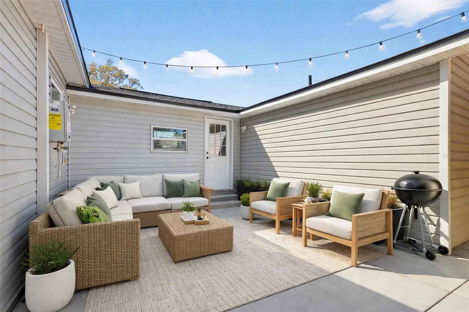 4063 2ND AVE S, ST PETERSBURG, FL, 33711