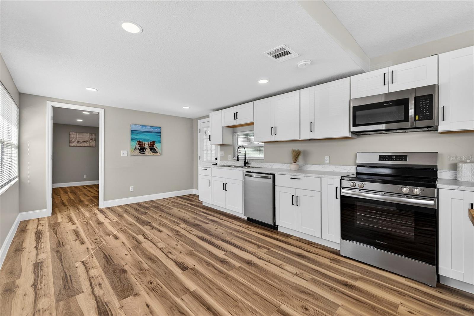 4063 2ND AVE S, ST PETERSBURG, FL, 33711