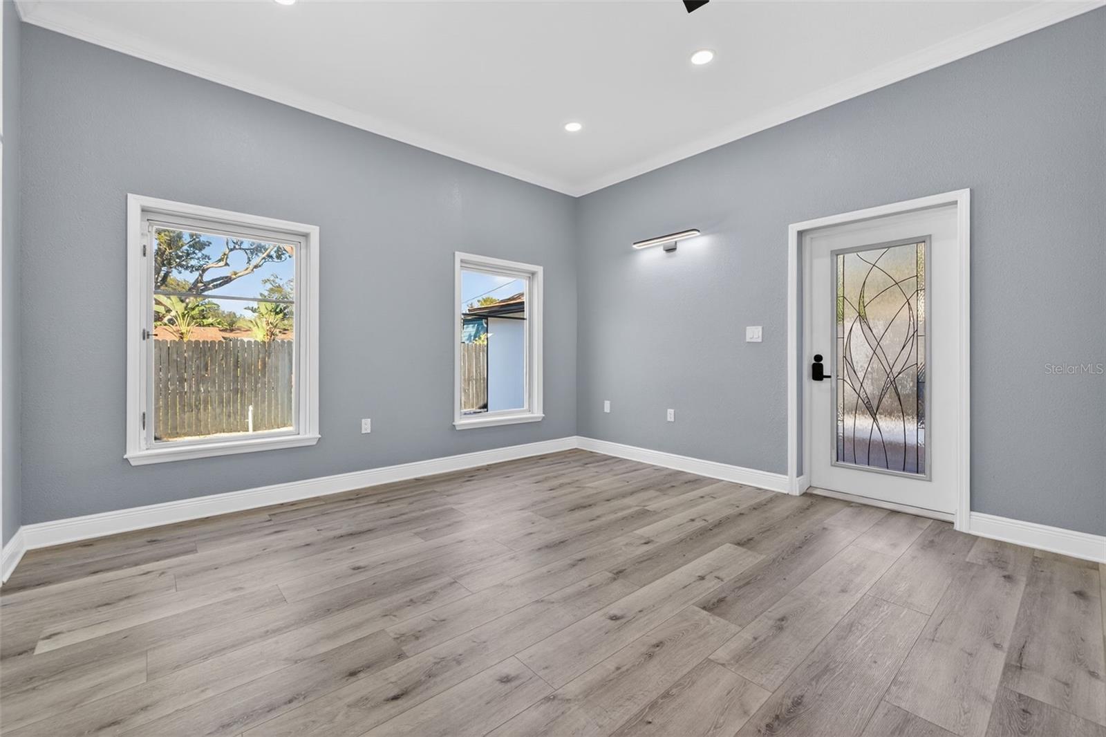 2835 W SHELTON AVE, TAMPA, FL, 33611