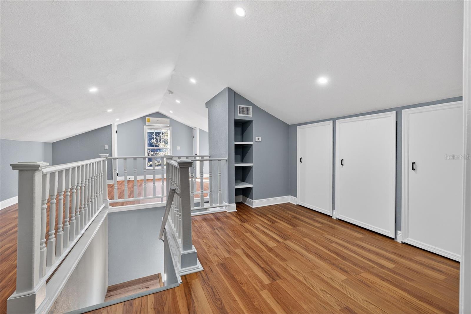 2835 W SHELTON AVE, TAMPA, FL, 33611