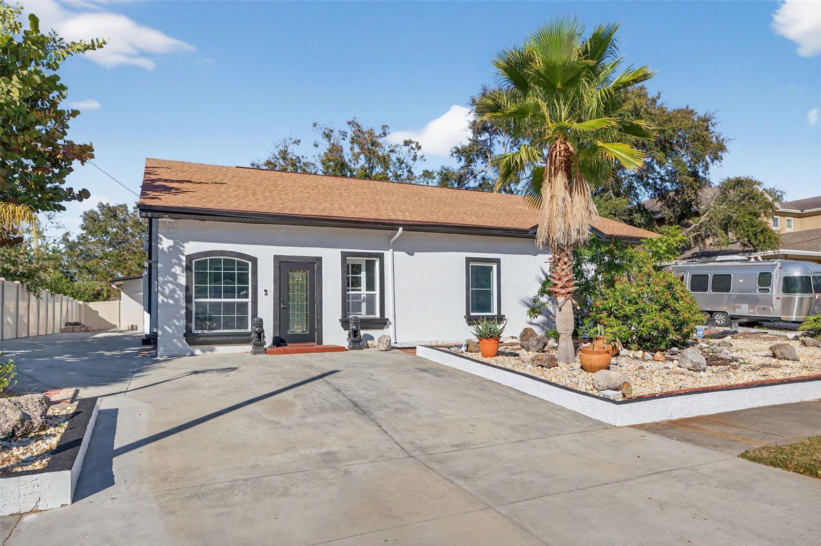 2835 W SHELTON AVE, TAMPA, FL, 33611