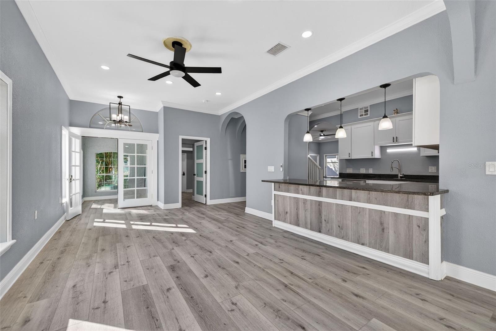 2835 W SHELTON AVE, TAMPA, FL, 33611