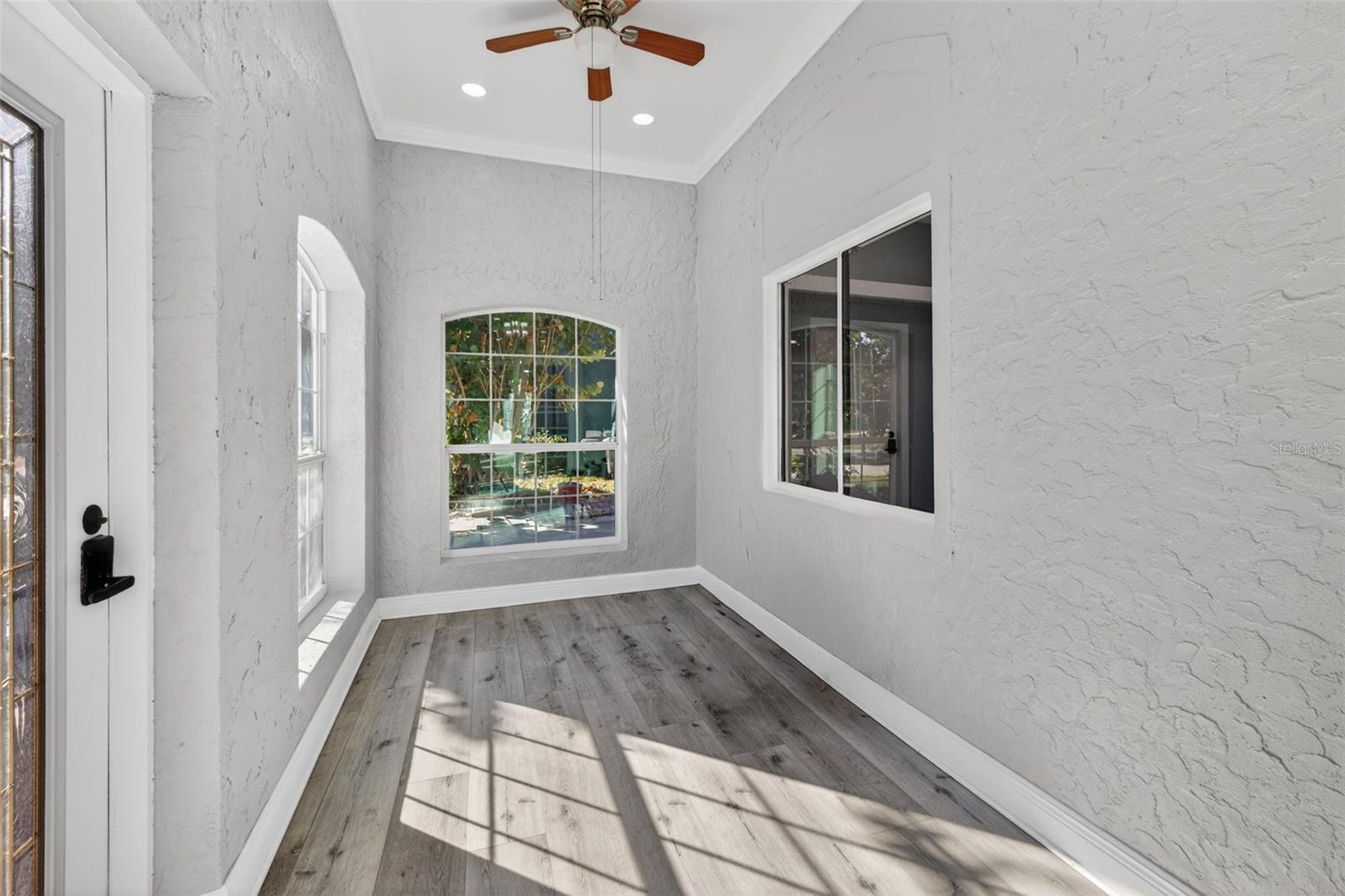 2835 W SHELTON AVE, TAMPA, FL, 33611