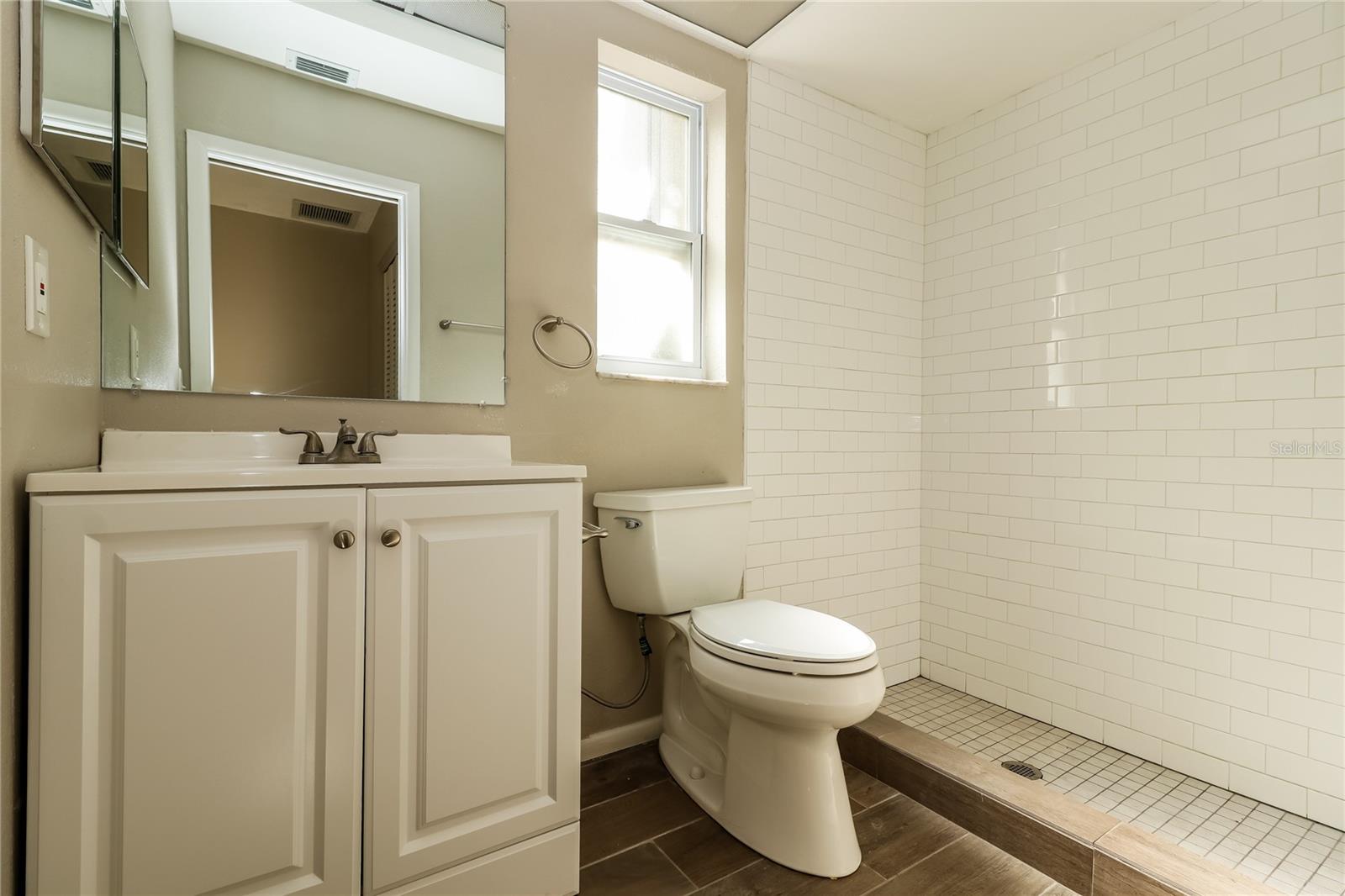 1124 DANNY DR, SARASOTA, FL, 34243