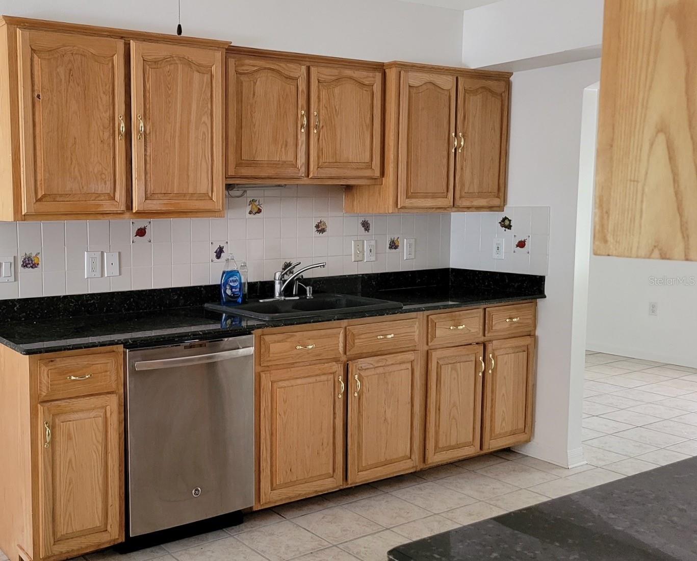 2800 HAMMOCK GROVE RD, GROVELAND, FL, 34736