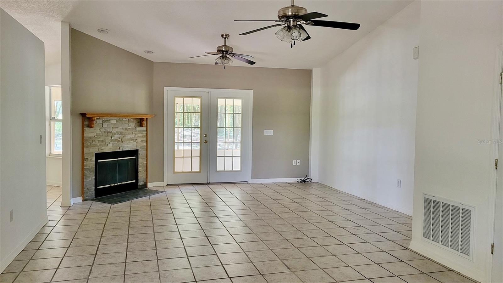 2800 HAMMOCK GROVE RD, GROVELAND, FL, 34736