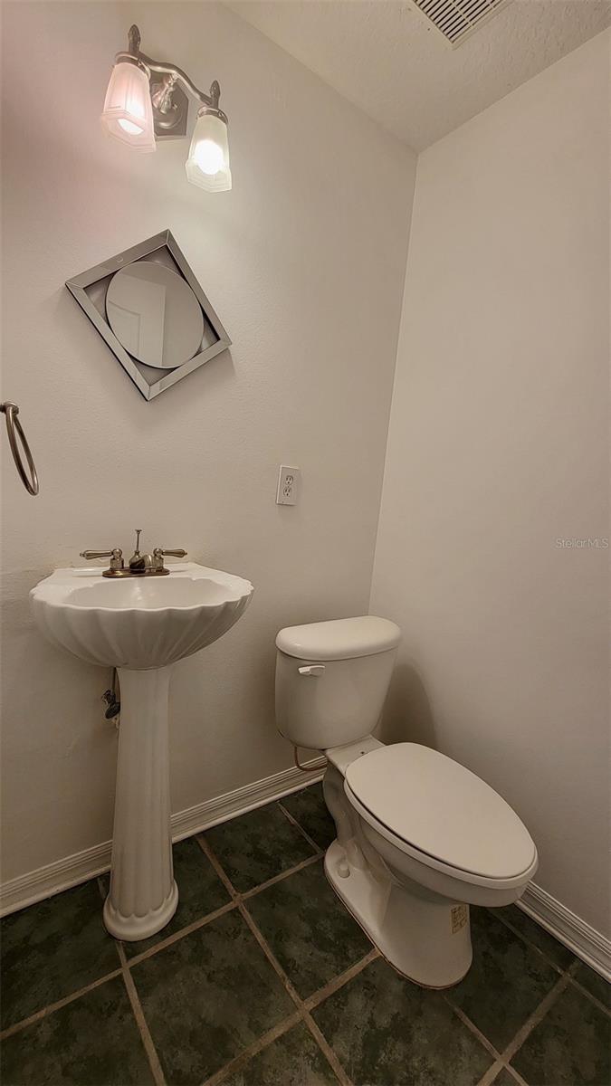 2800 HAMMOCK GROVE RD, GROVELAND, FL, 34736