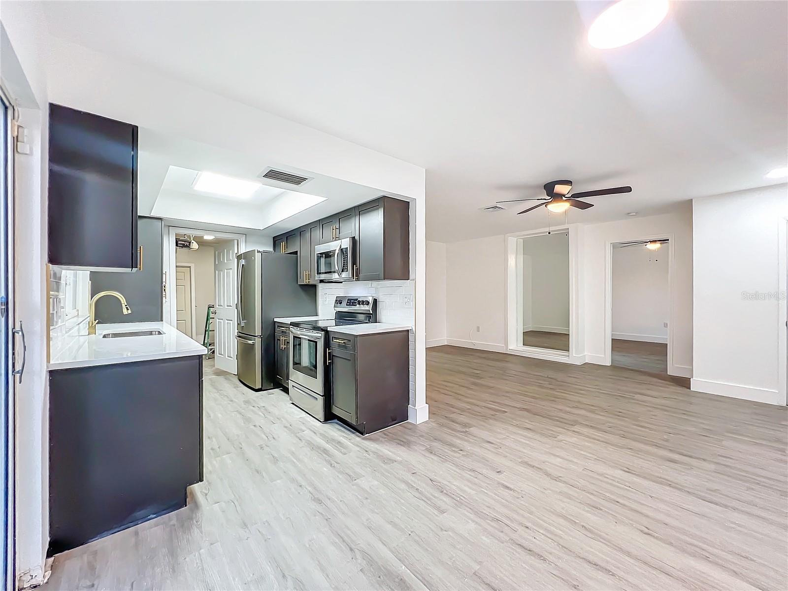 6233 DEWDROP WAY, TAMPA, FL, 33617