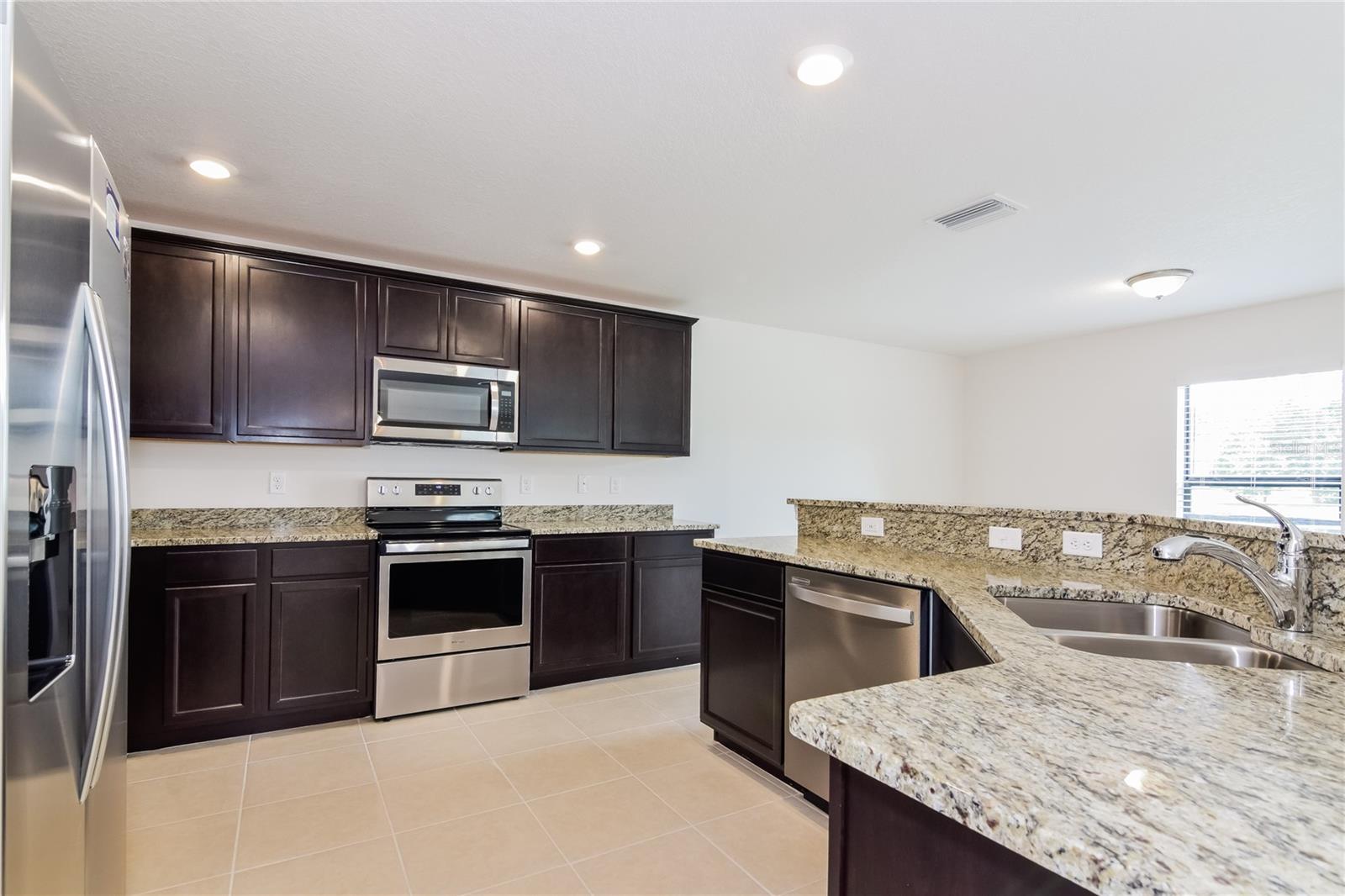 8512 SILVERBELL LOOP, BROOKSVILLE, FL, 34613