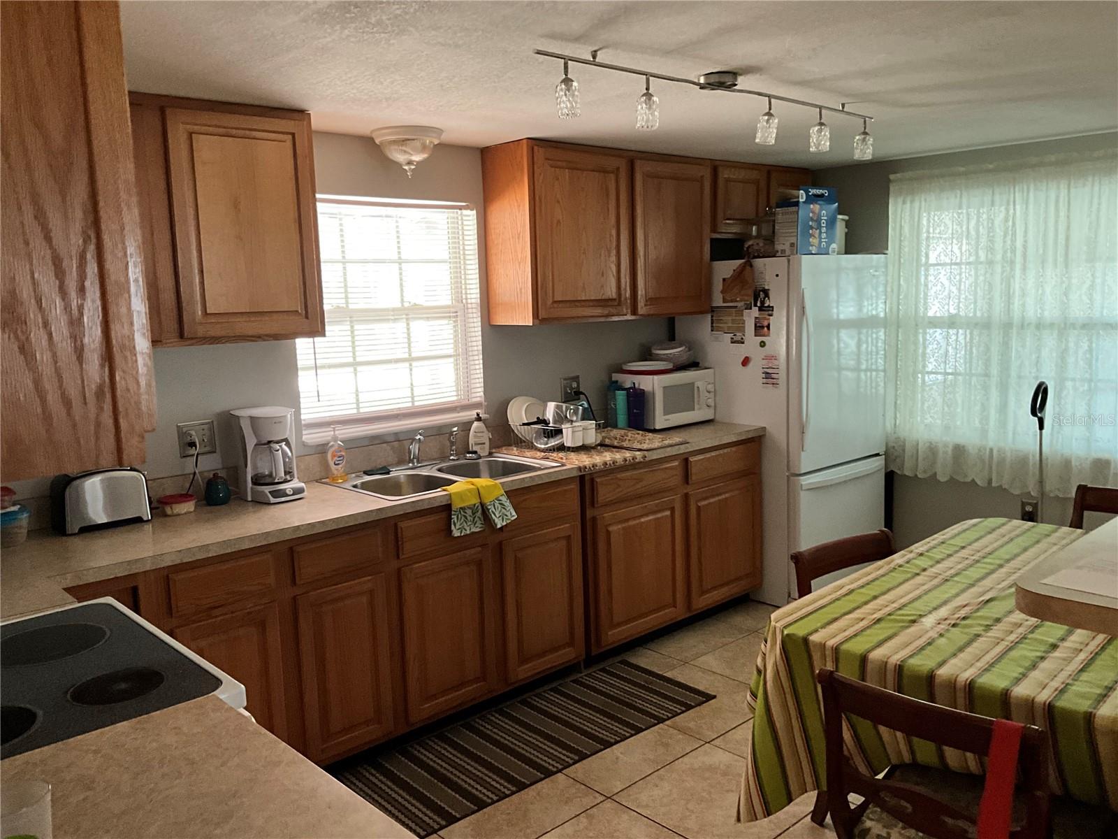 20735 SE HIGHWAY 42, UMATILLA, FL, 32784