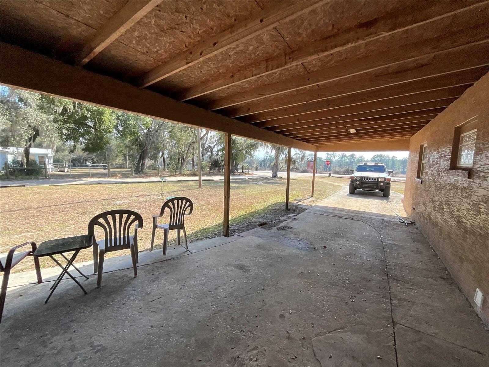 20735 SE HIGHWAY 42, UMATILLA, FL, 32784