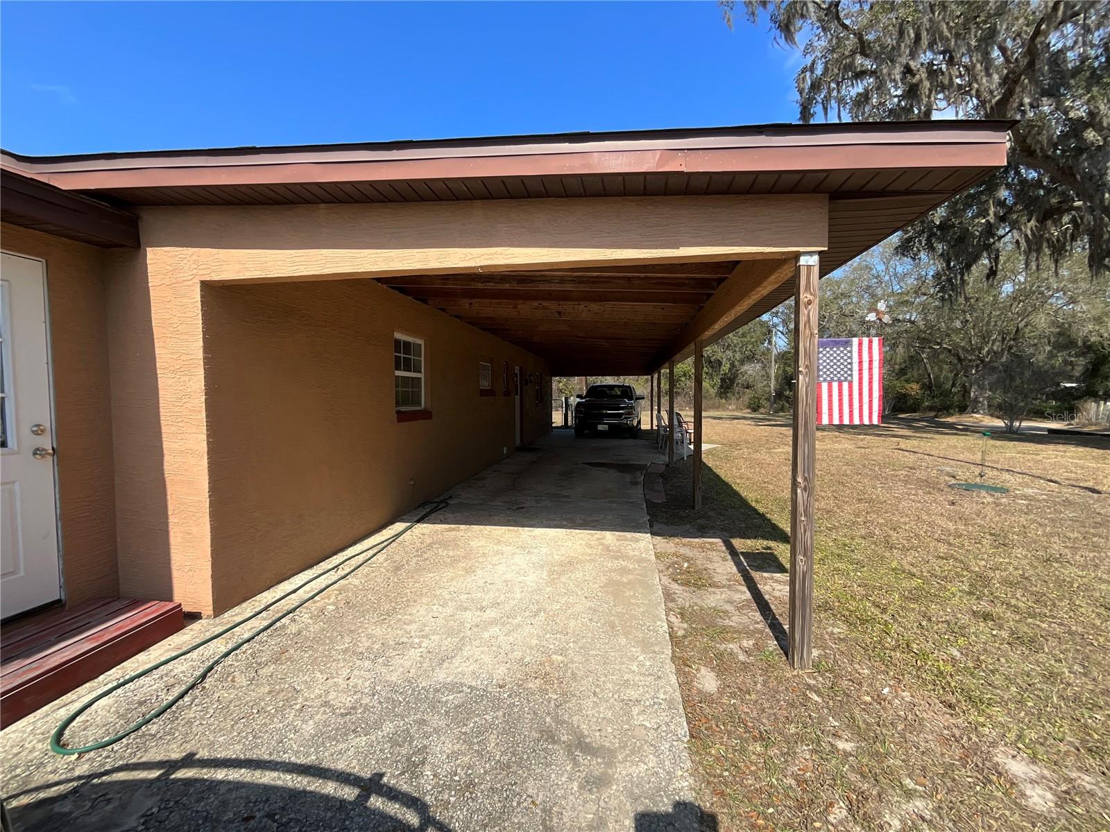20735 SE HIGHWAY 42, UMATILLA, FL, 32784