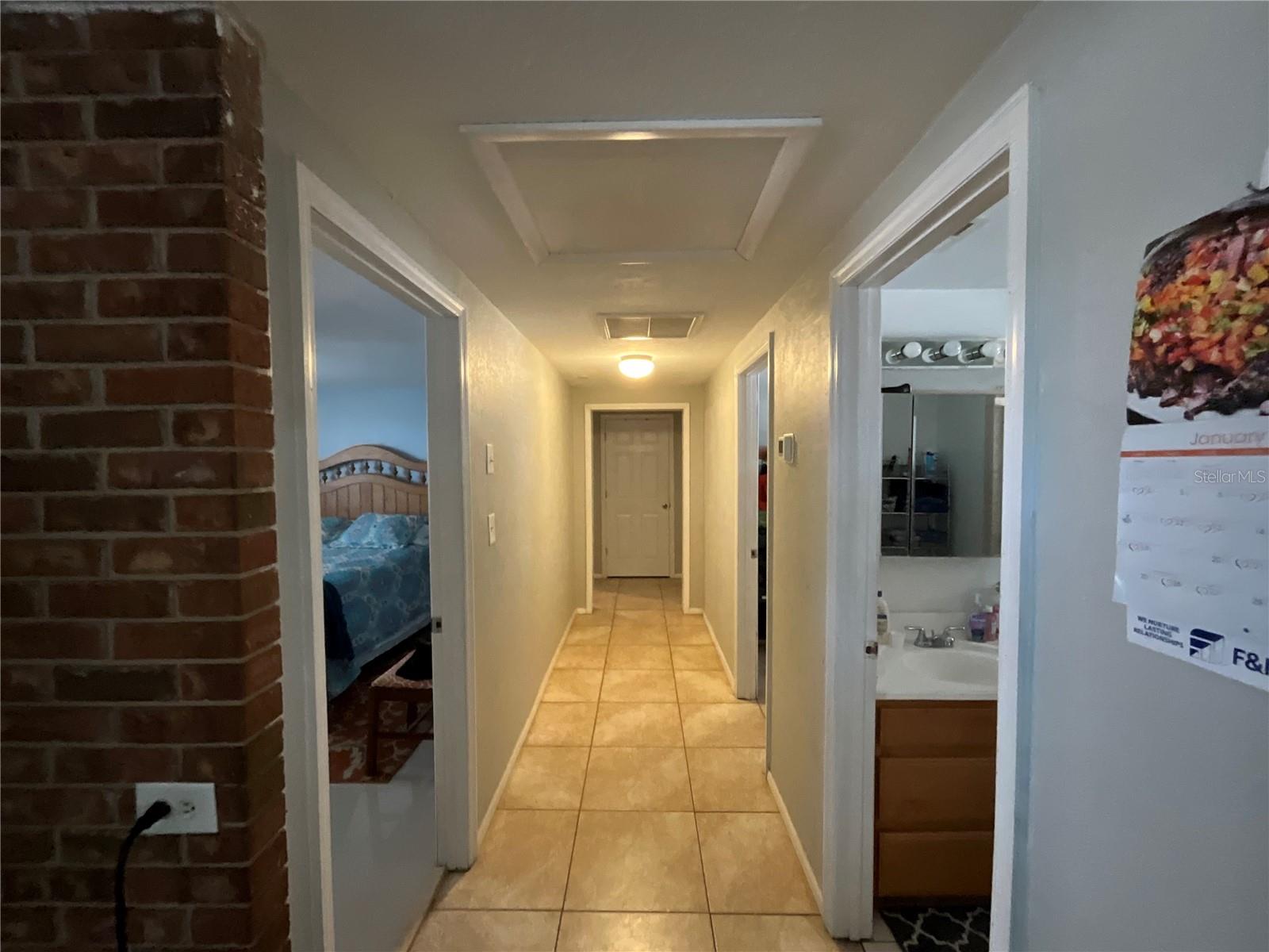 20735 SE HIGHWAY 42, UMATILLA, FL, 32784