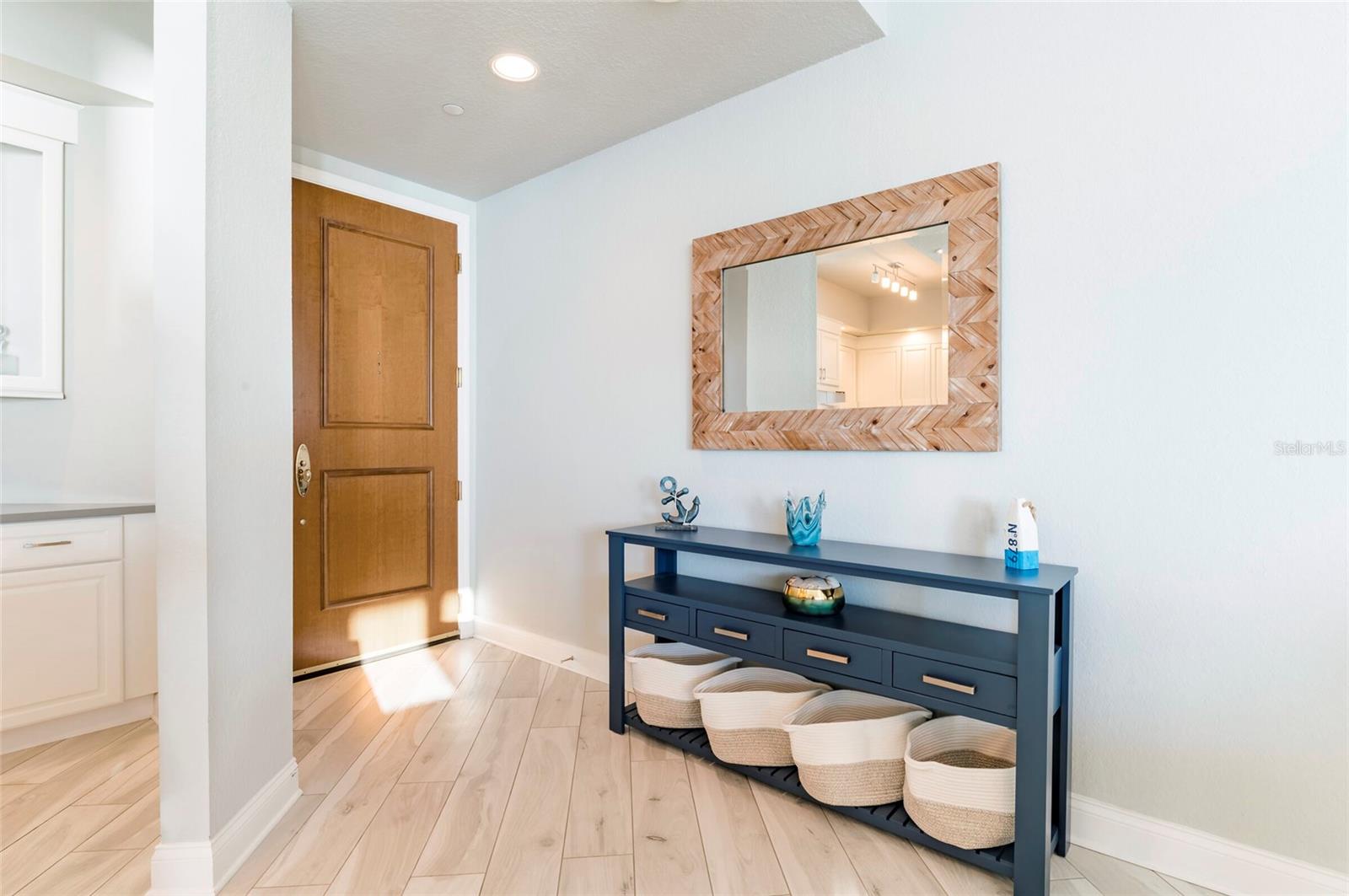 1170 GULF BLVD #2203, CLEARWATER BEACH, FL, 33767