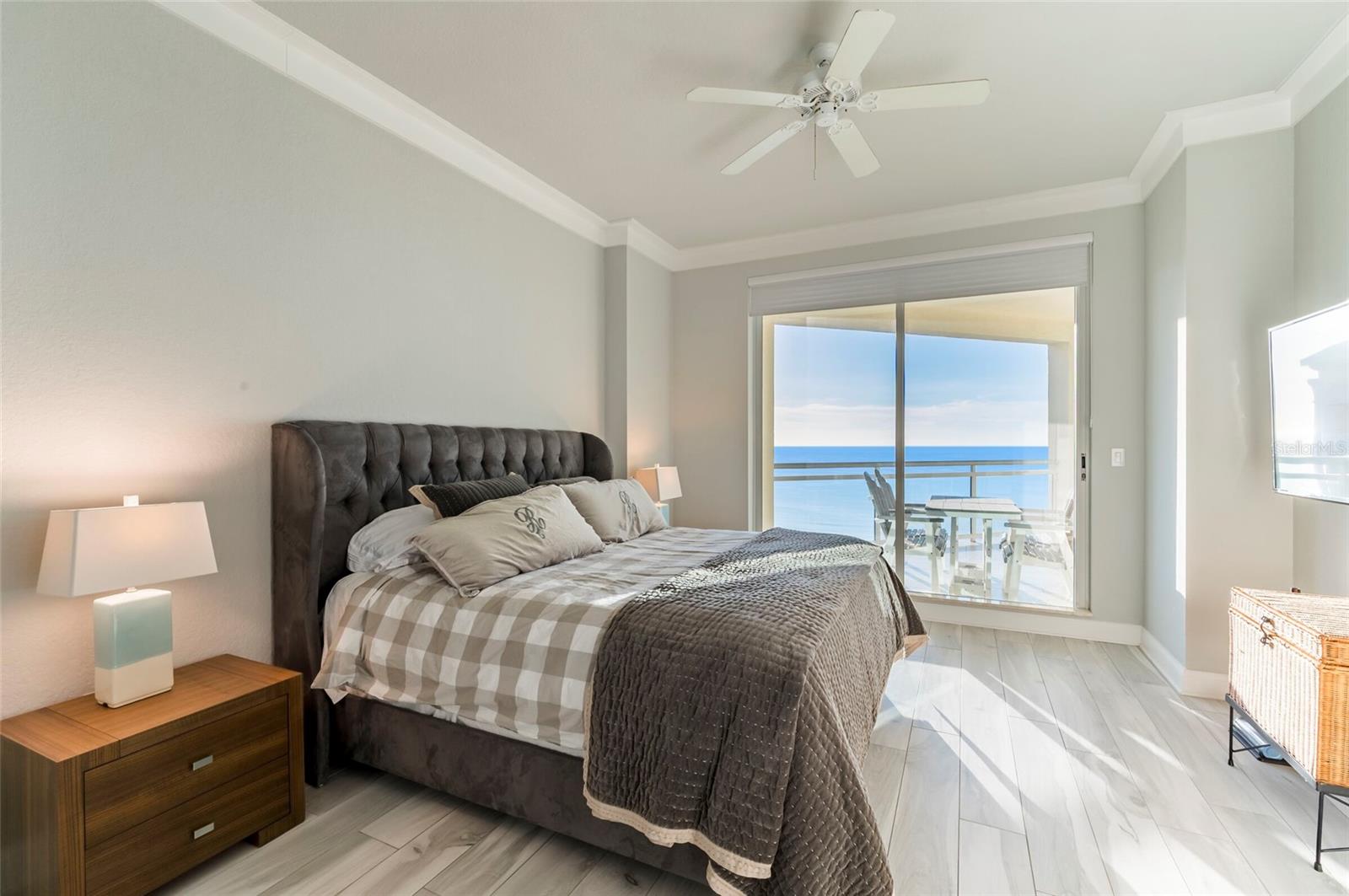 1170 GULF BLVD #2203, CLEARWATER BEACH, FL, 33767