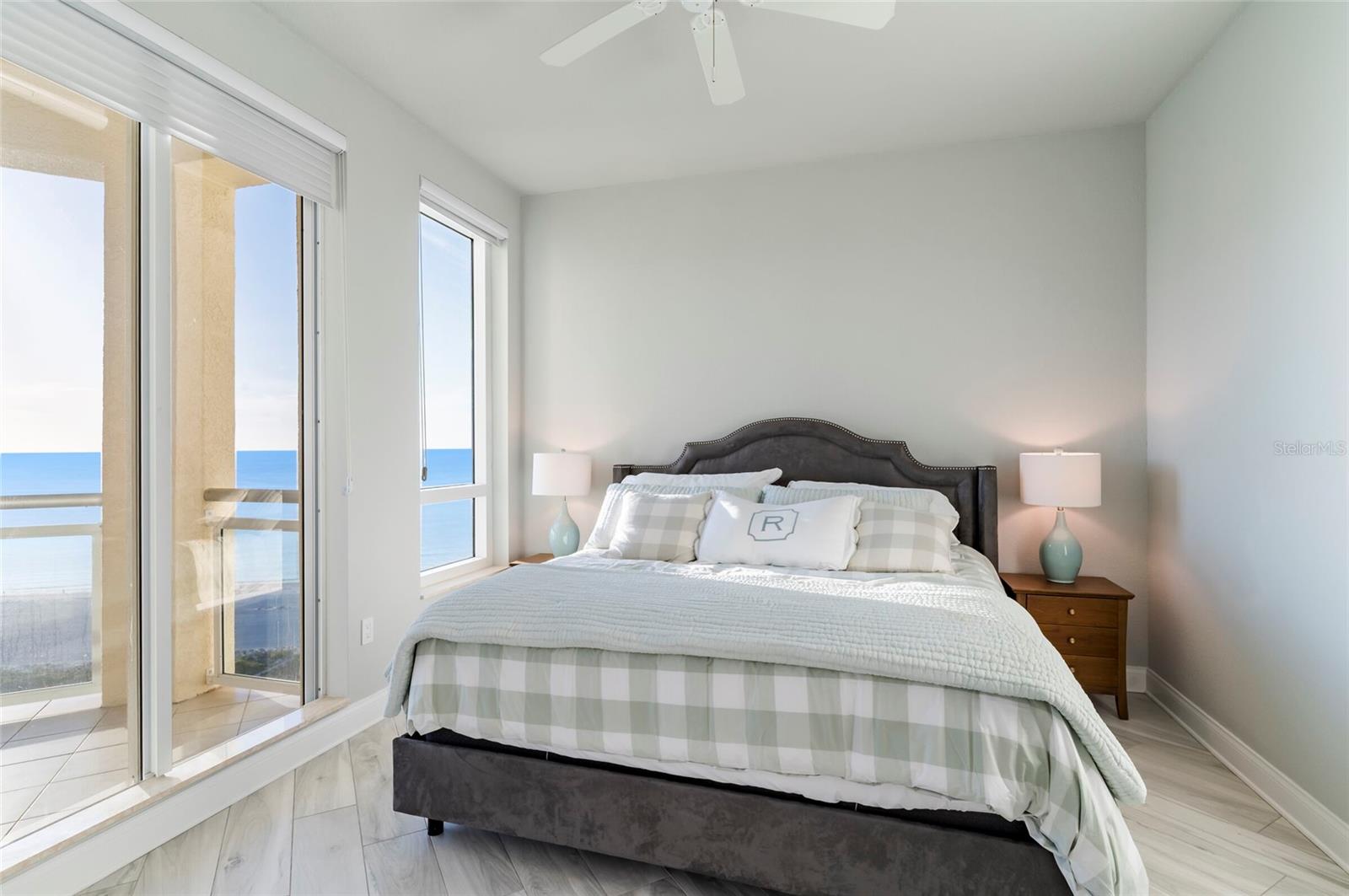 1170 GULF BLVD #2203, CLEARWATER BEACH, FL, 33767