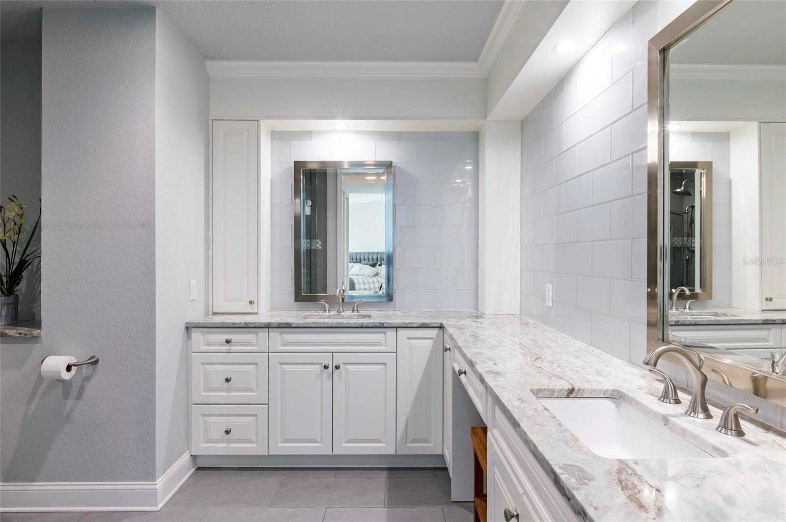 1170 GULF BLVD #2203, CLEARWATER BEACH, FL, 33767