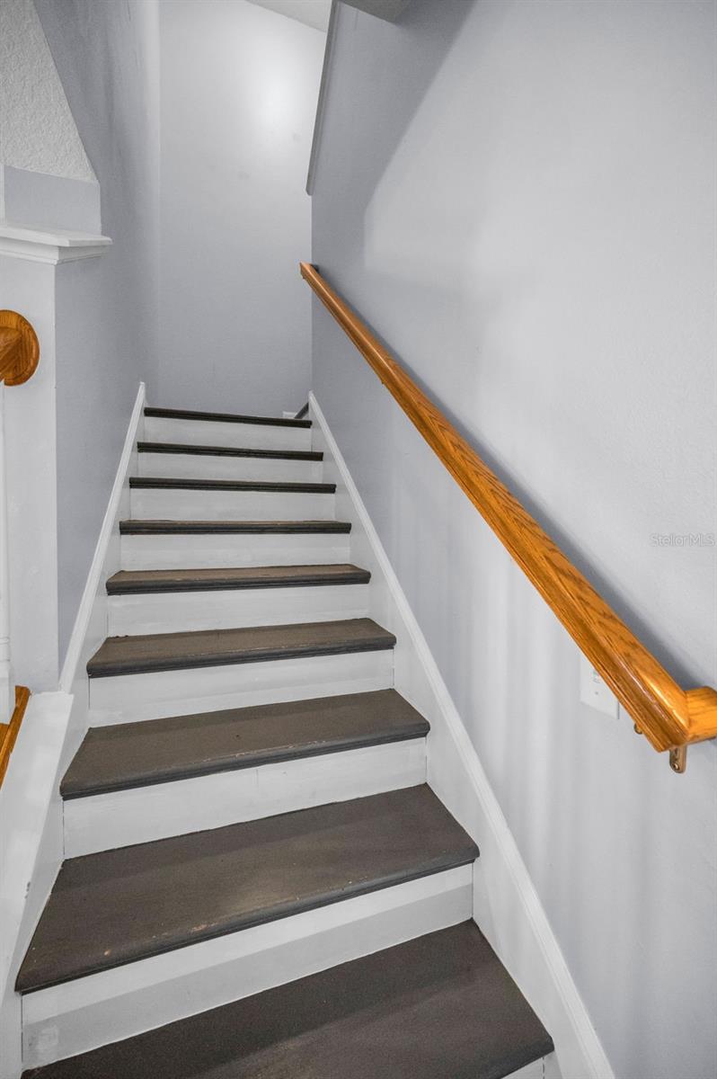 9614 CHARLESBERG DR, TAMPA, FL, 33635