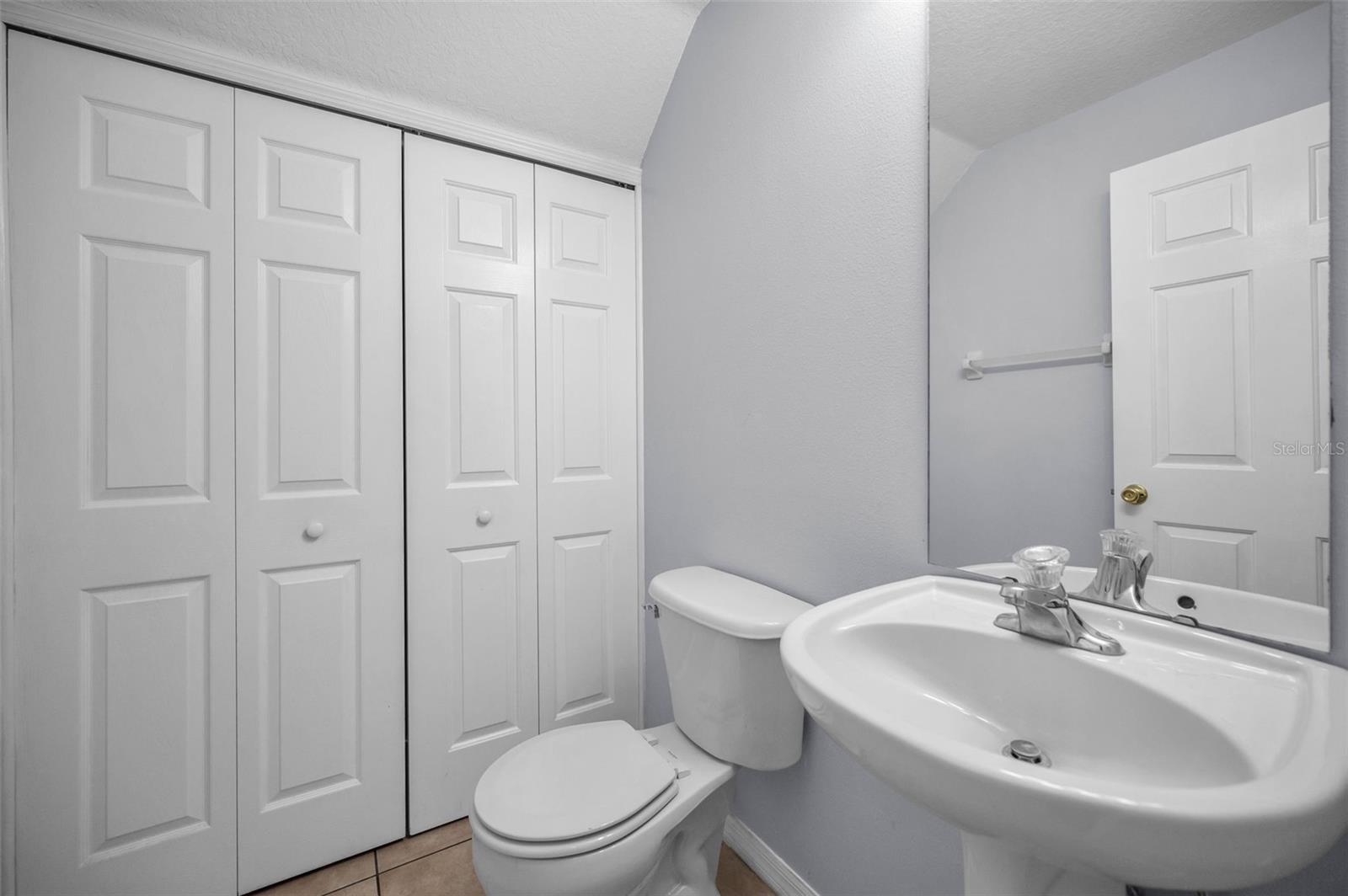 9614 CHARLESBERG DR, TAMPA, FL, 33635