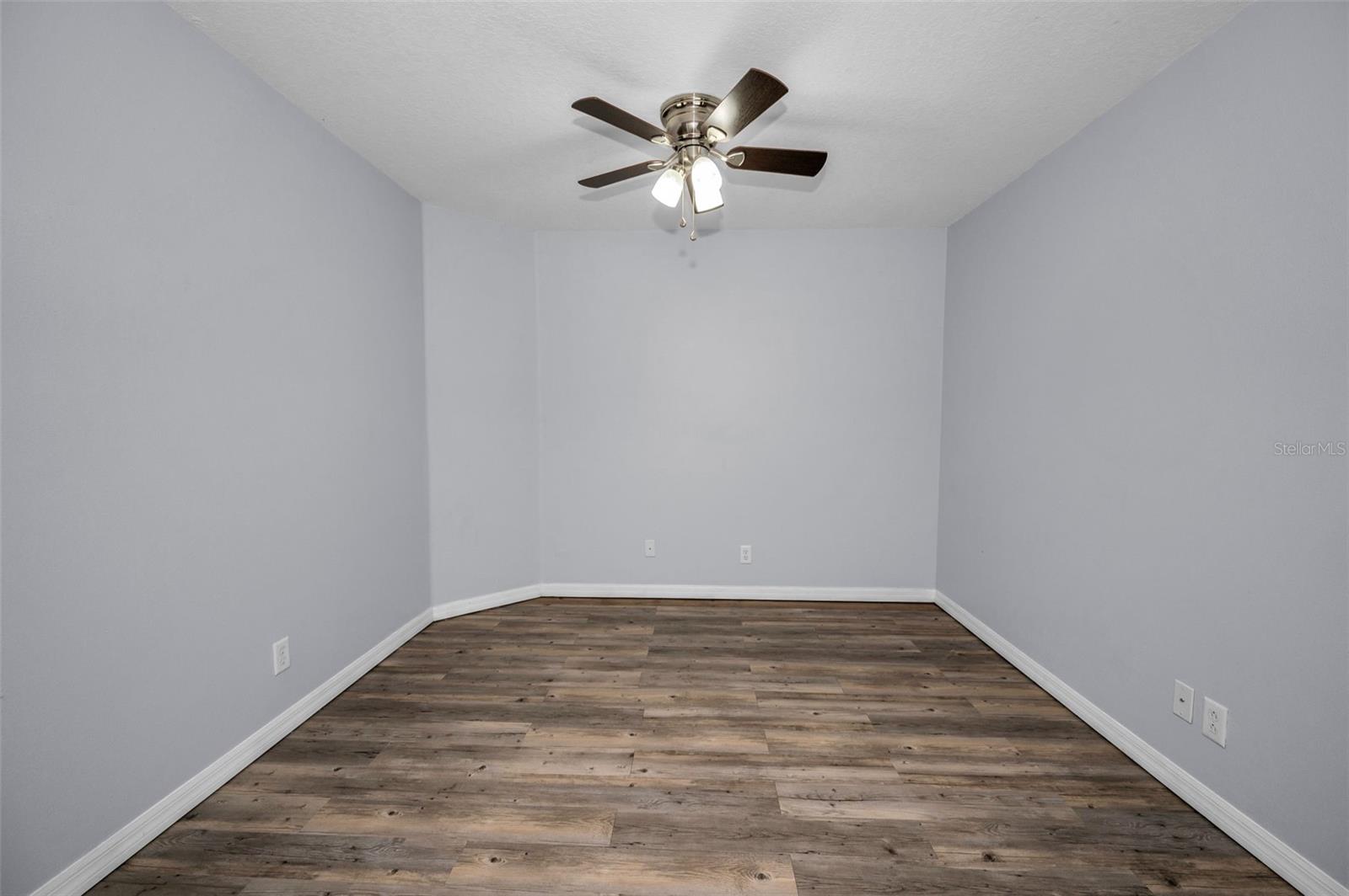 9614 CHARLESBERG DR, TAMPA, FL, 33635