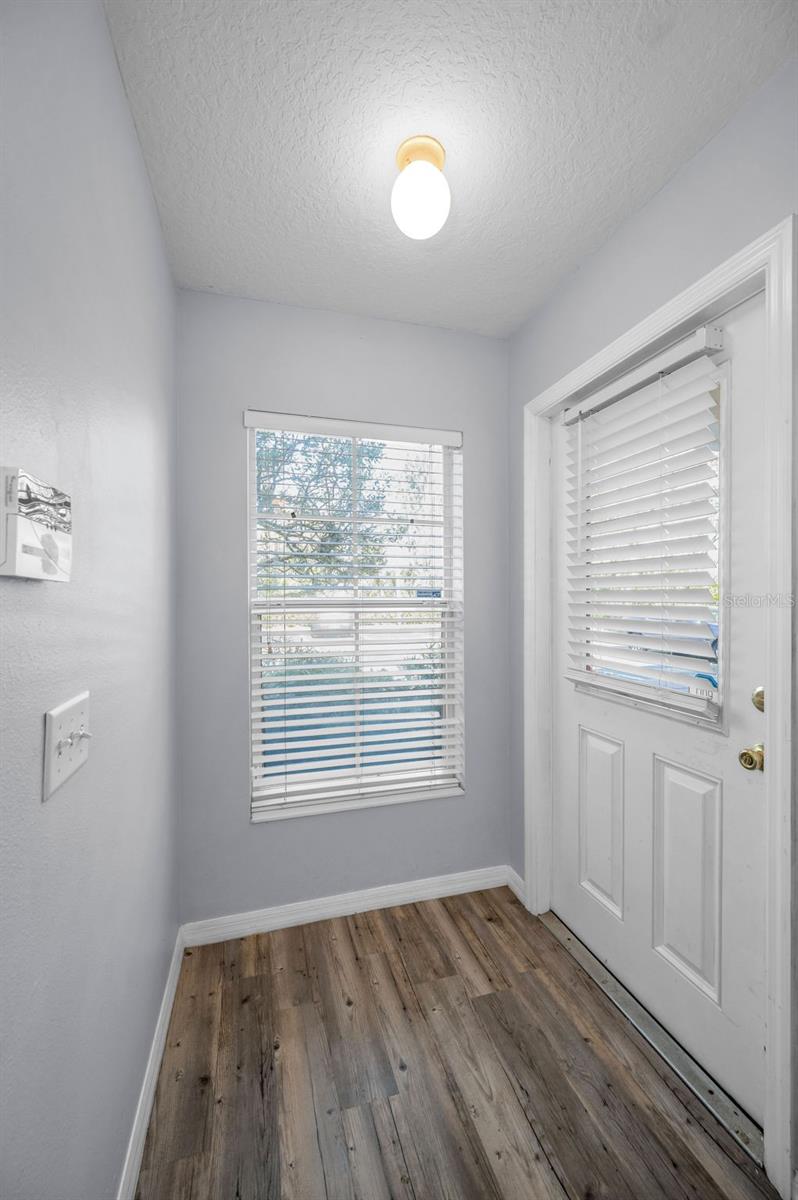 9614 CHARLESBERG DR, TAMPA, FL, 33635