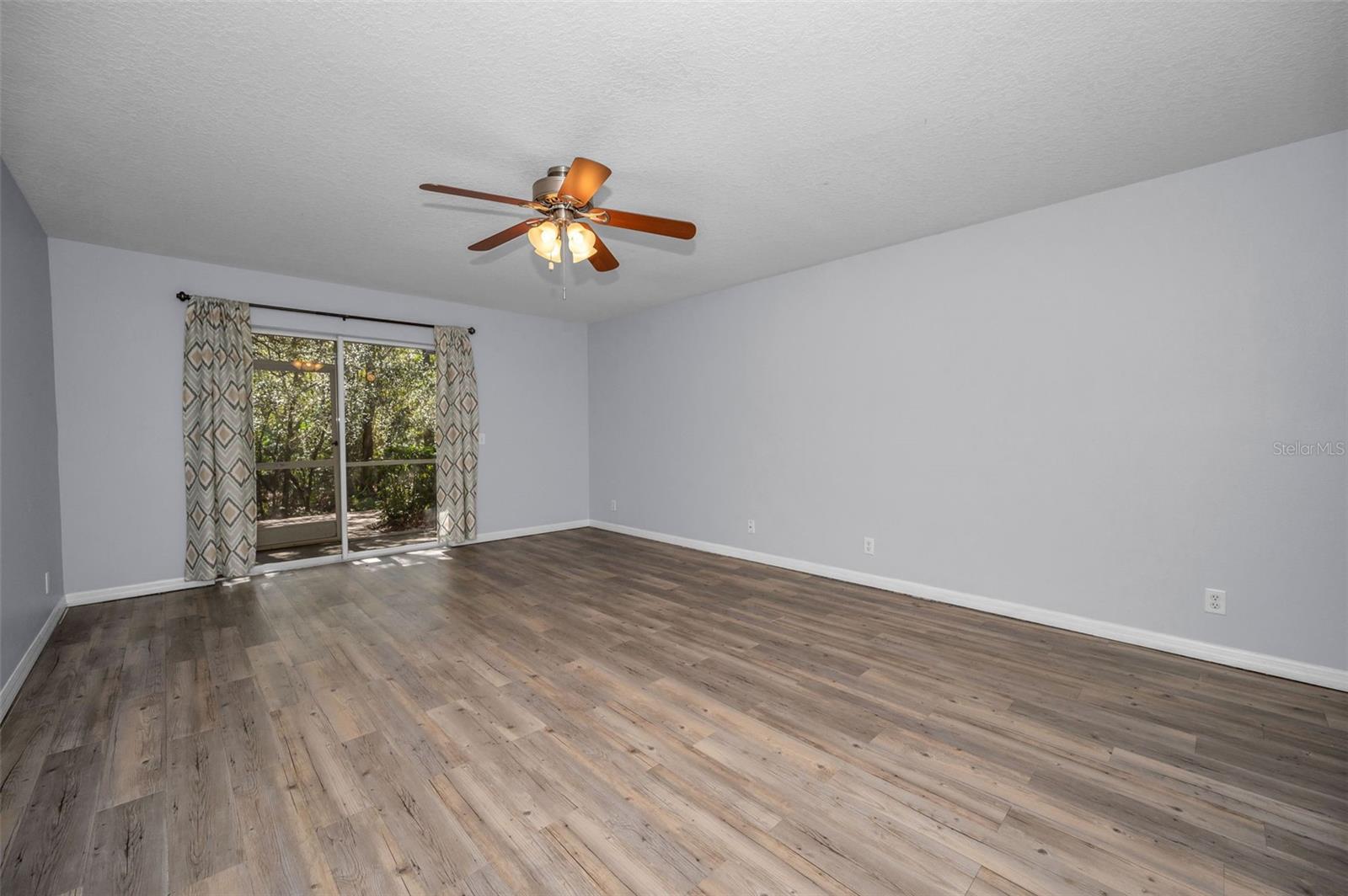 9614 CHARLESBERG DR, TAMPA, FL, 33635