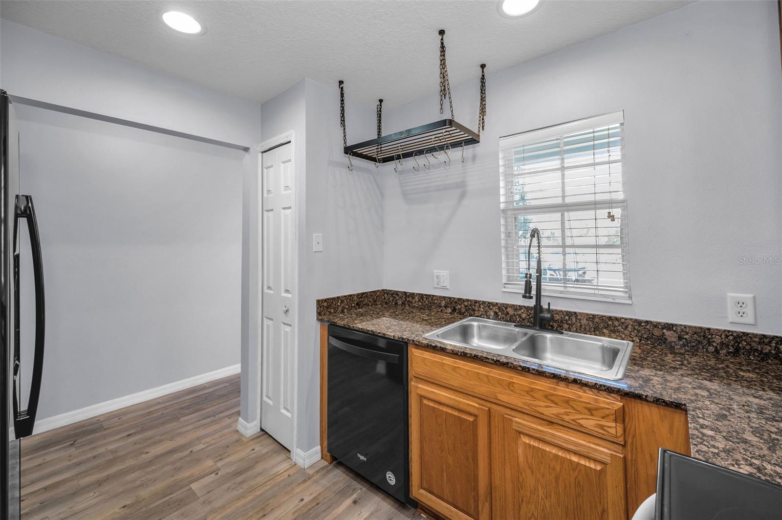 9614 CHARLESBERG DR, TAMPA, FL, 33635