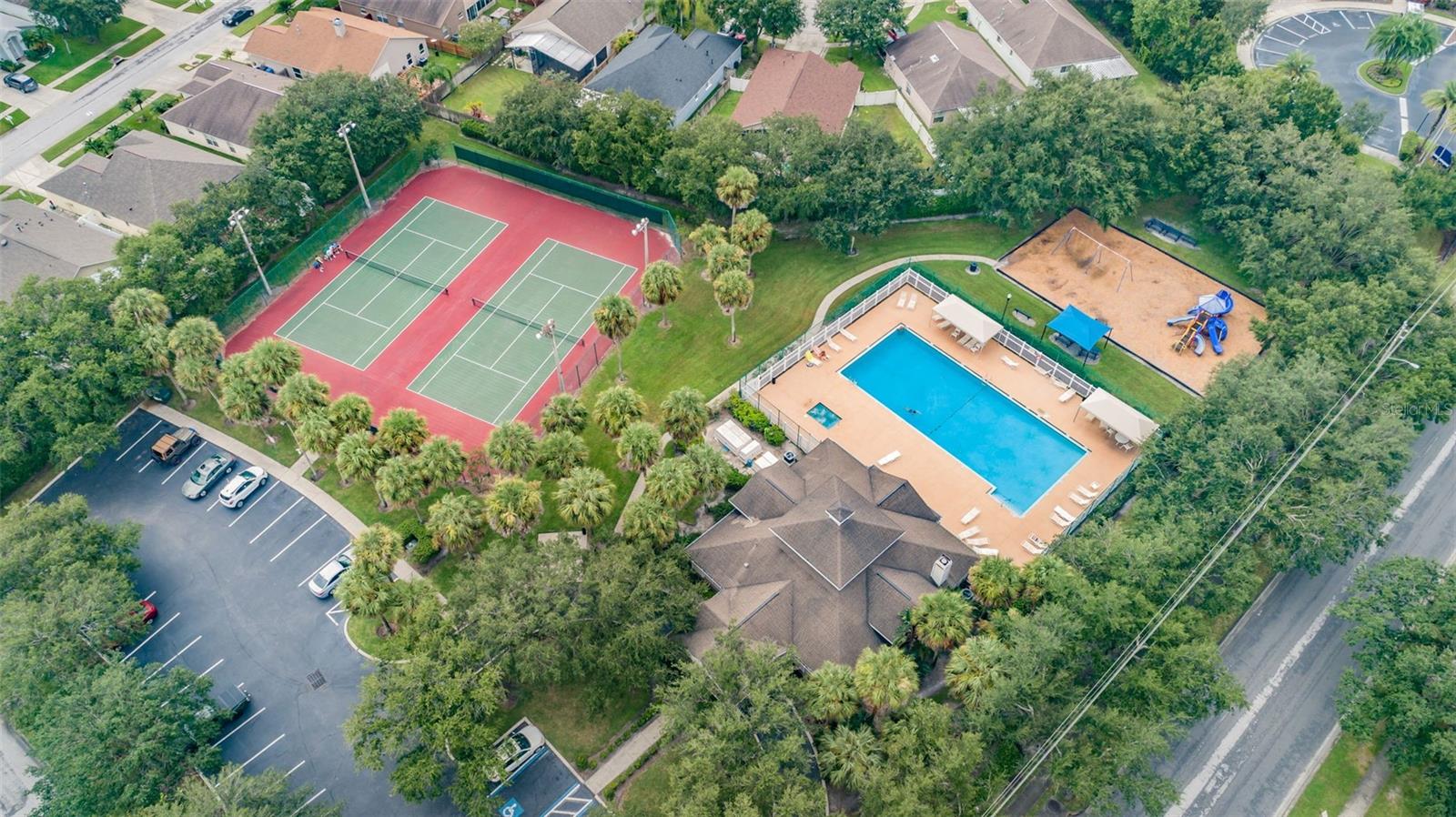 9614 CHARLESBERG DR, TAMPA, FL, 33635