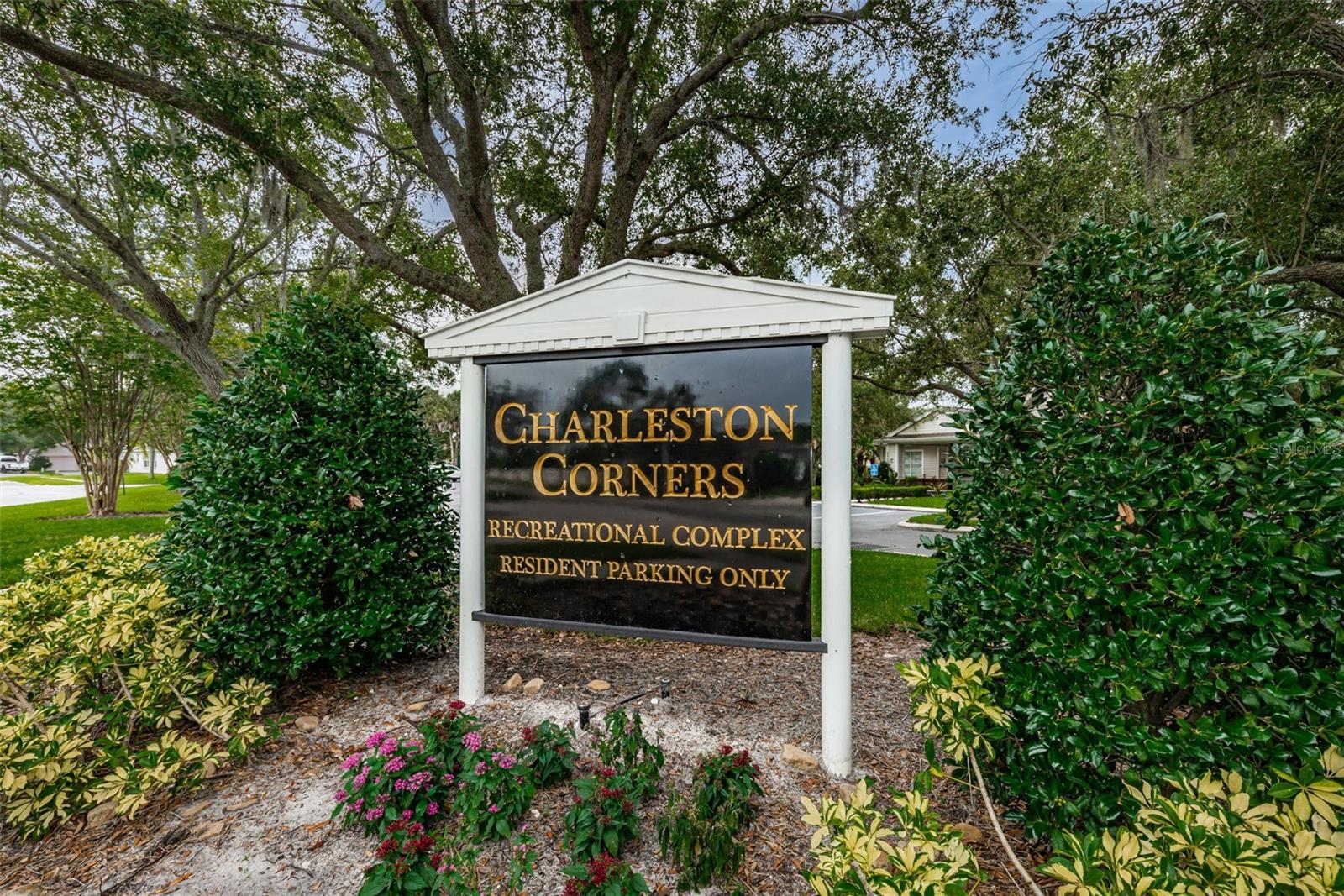 9614 CHARLESBERG DR, TAMPA, FL, 33635