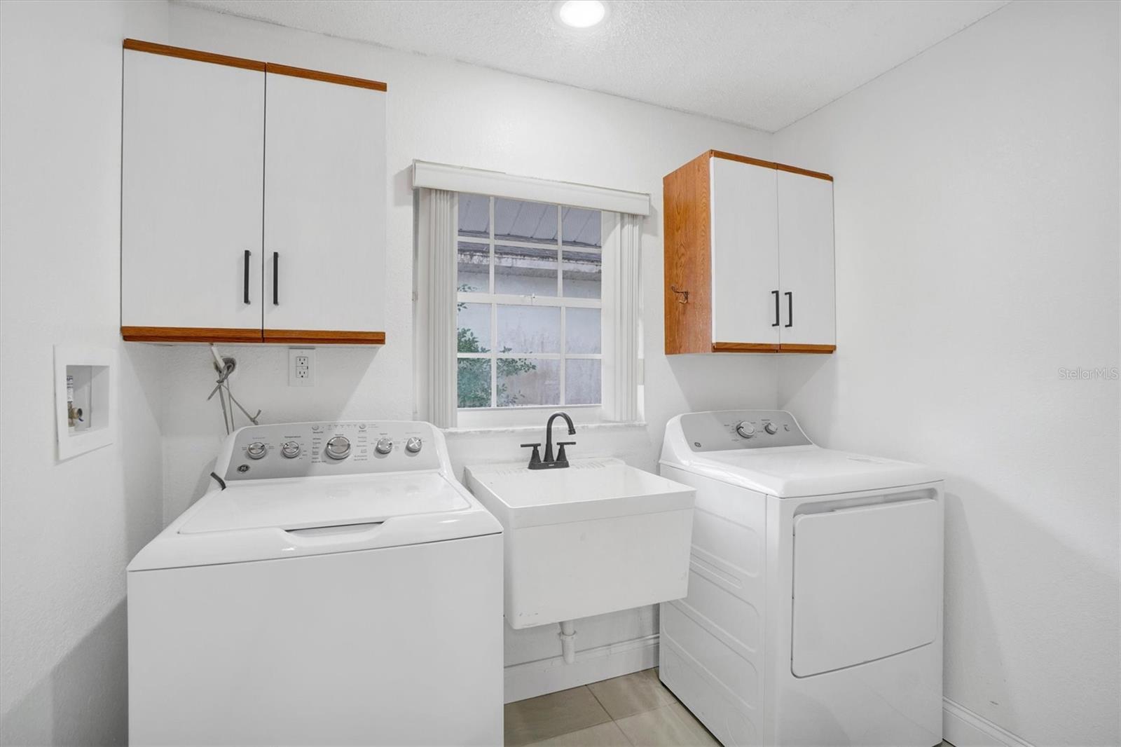 216 N GRIFFIN DR, CASSELBERRY, FL, 32707